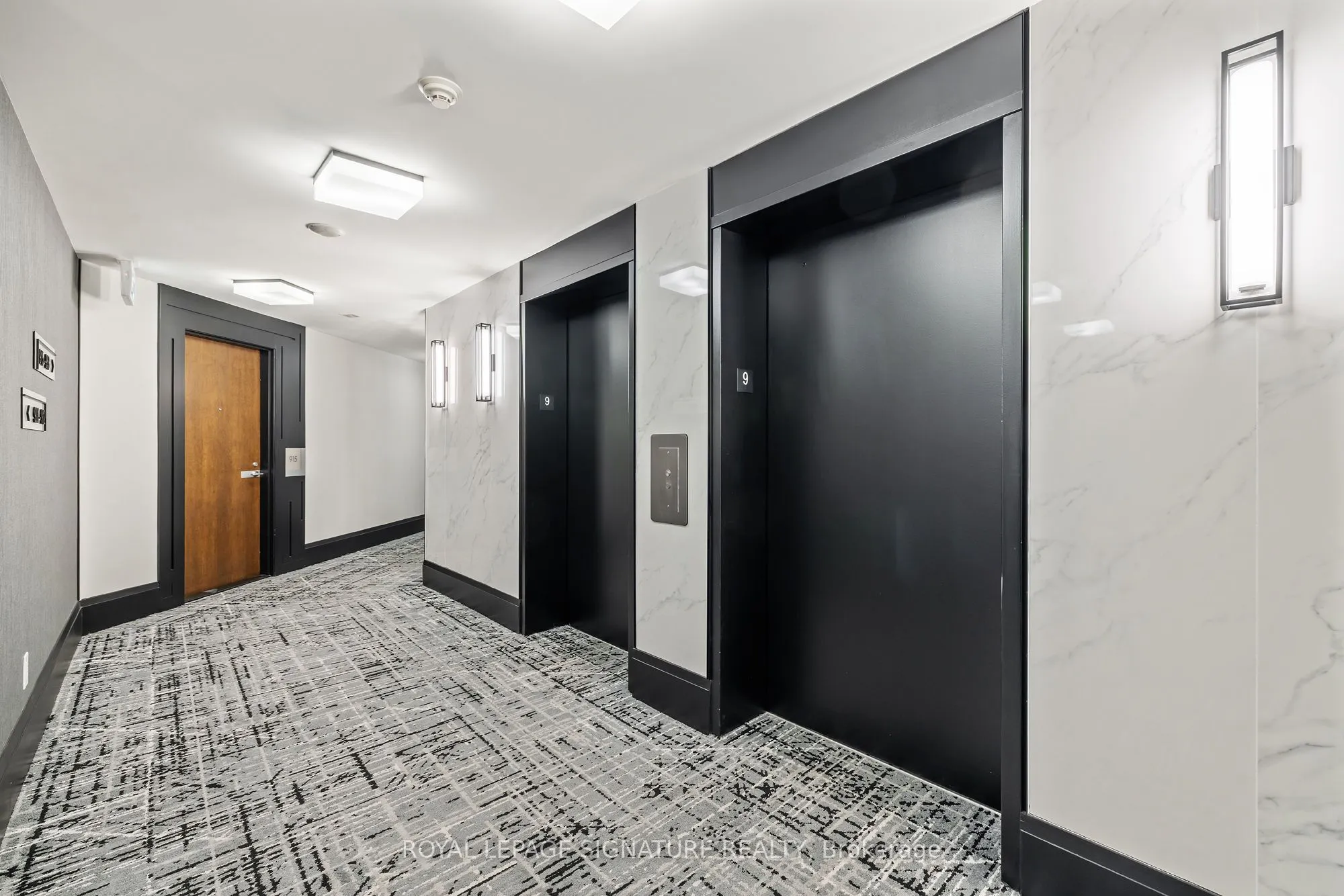 111 Elizabeth Street, #915