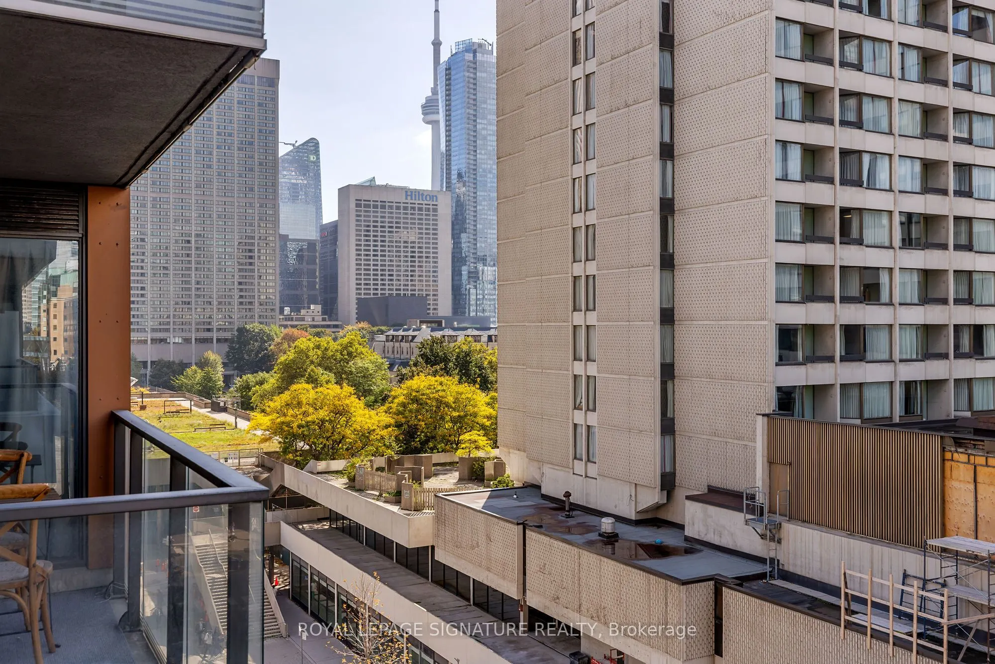 111 Elizabeth Street, #915