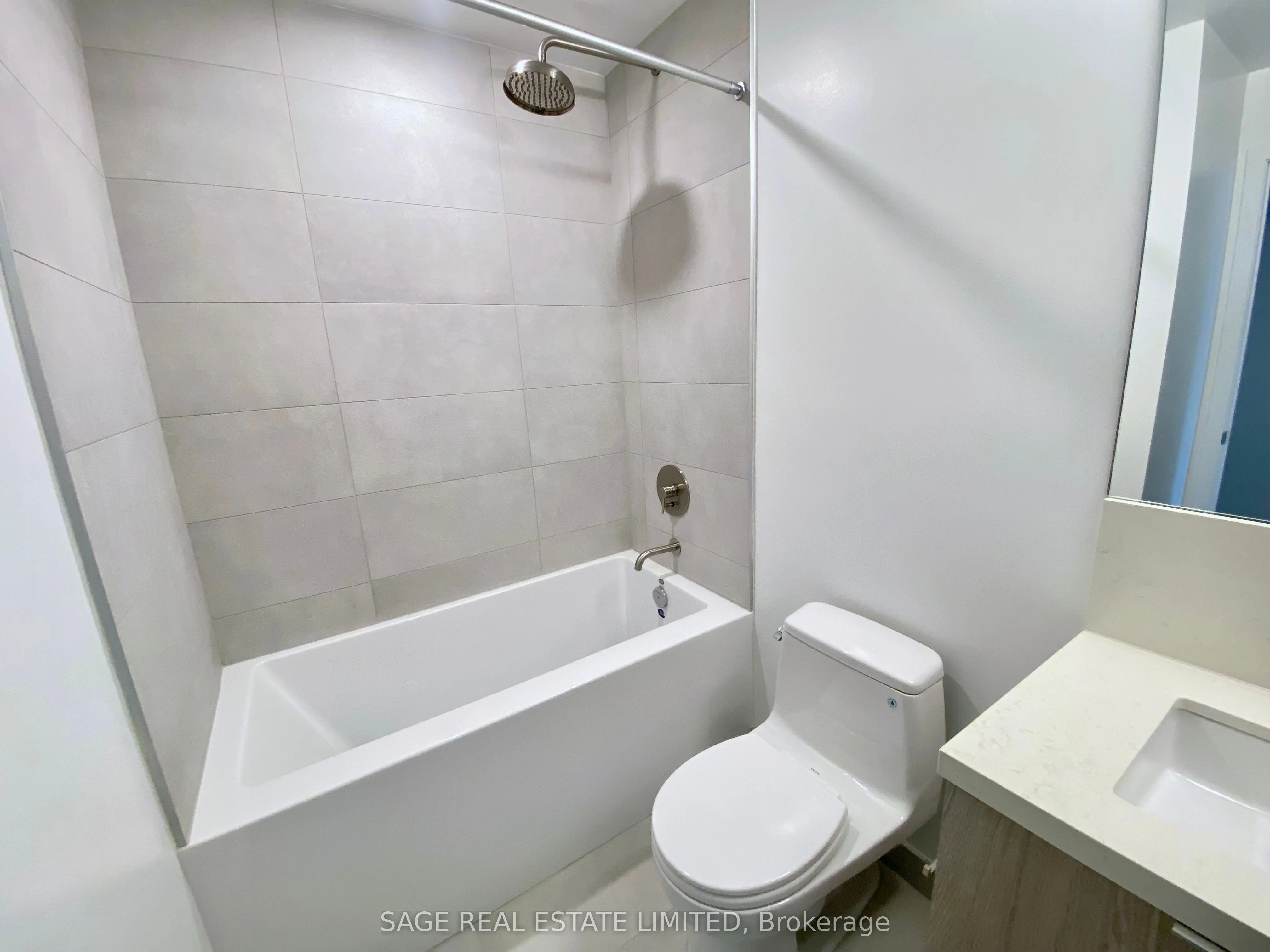 2020 Bathurst Street, #602