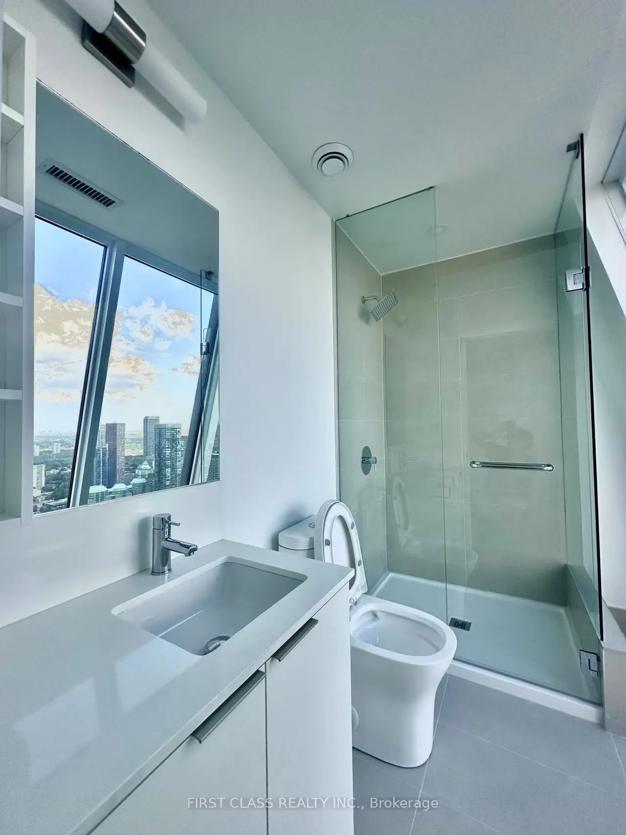 8 Wellesley Street W