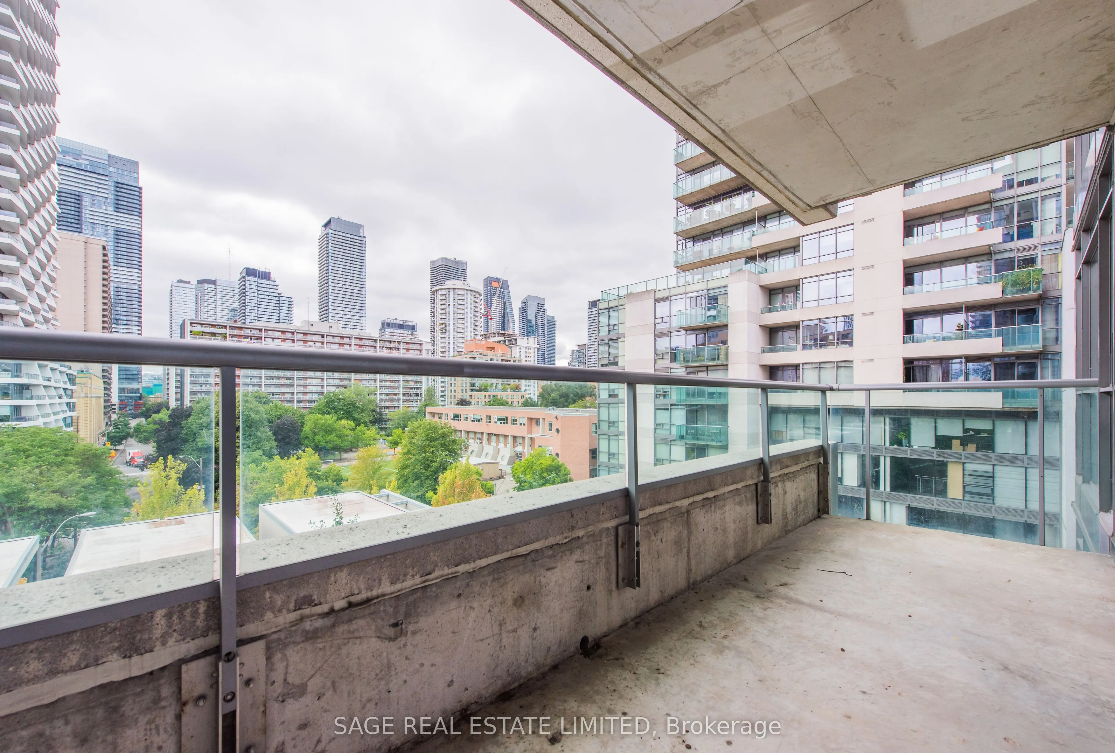 281 Mutual Street, #605
