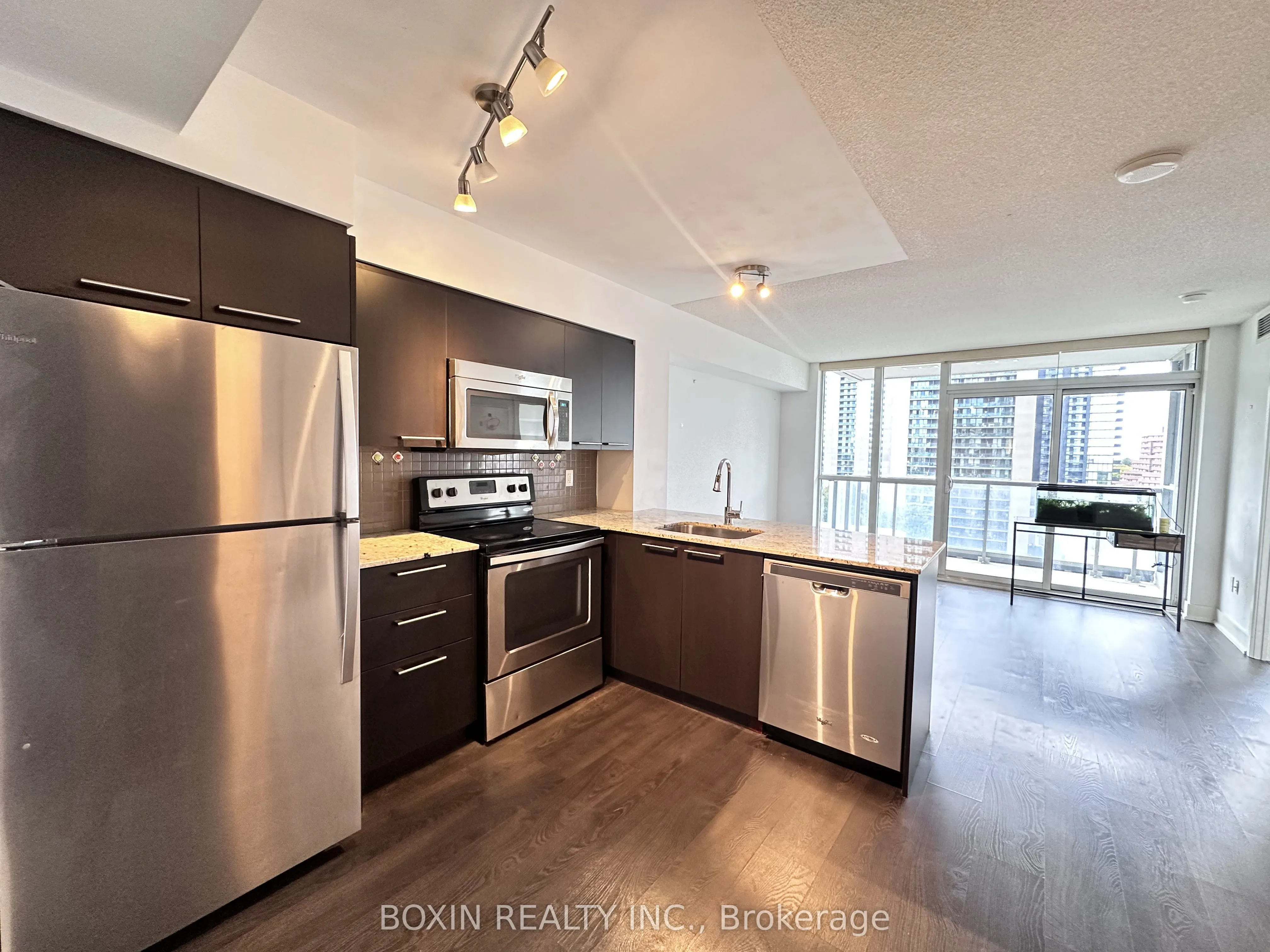 88 Sheppard Avenue E, #1206