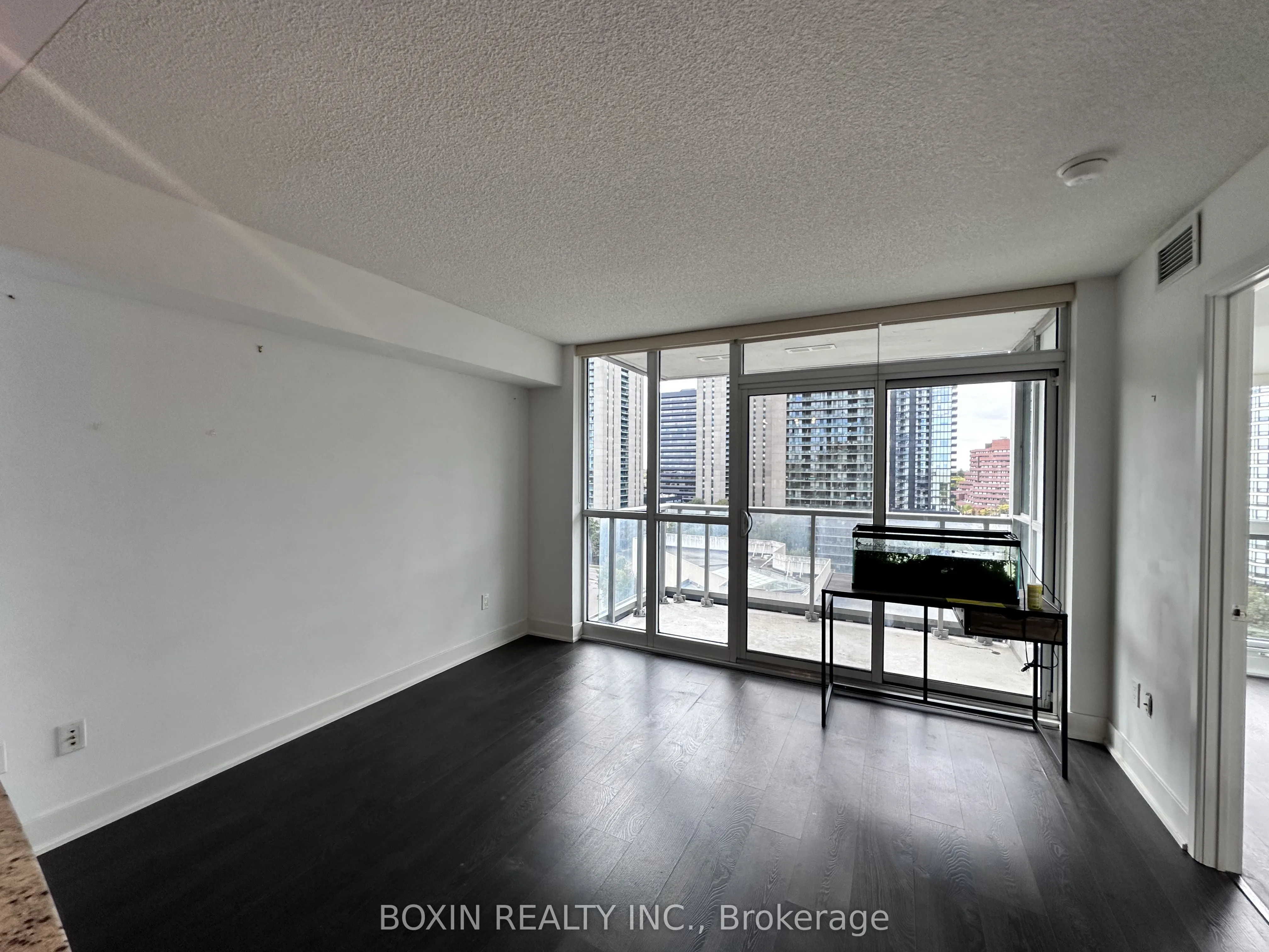 88 Sheppard Avenue E, #1206