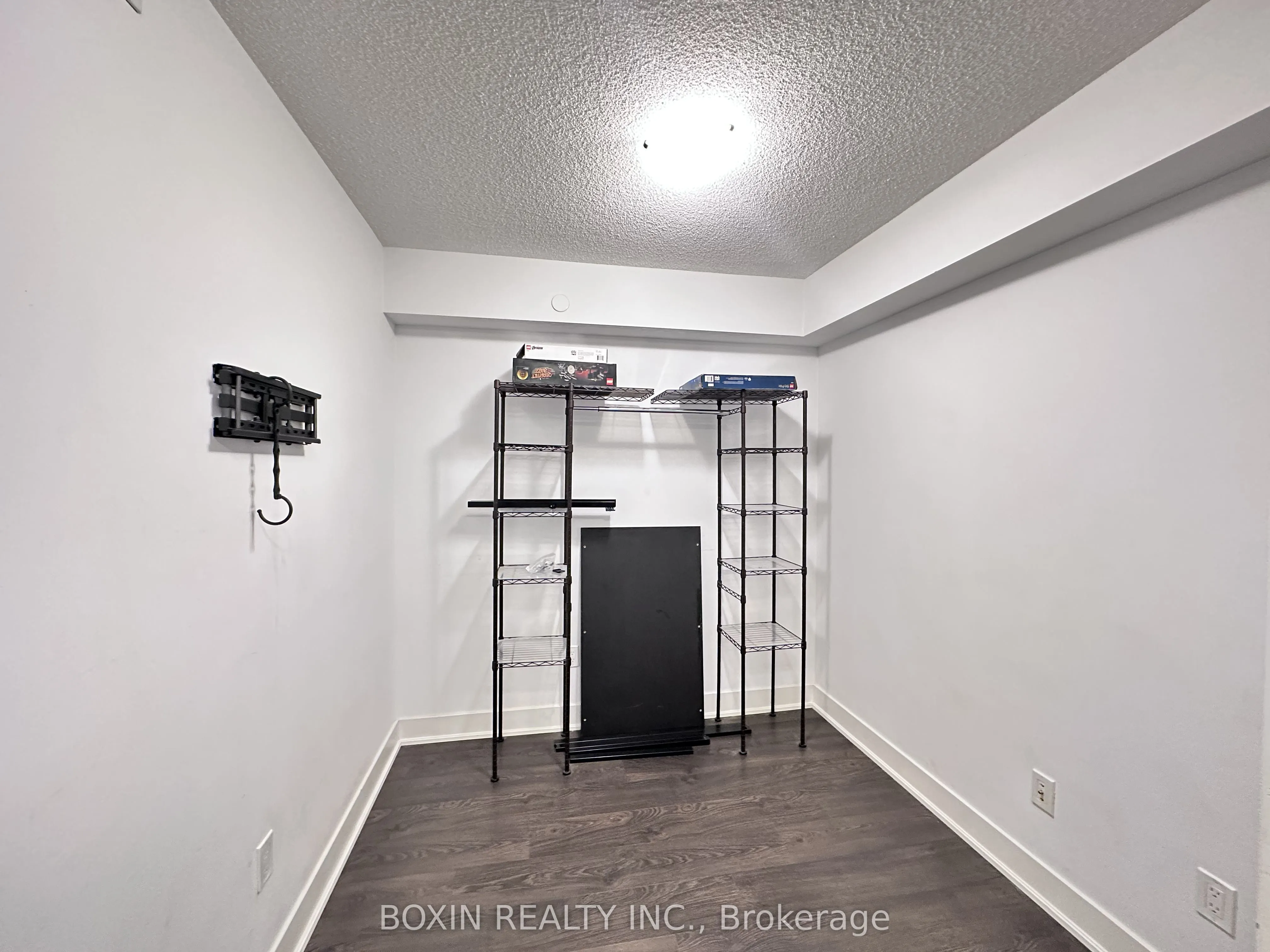 88 Sheppard Avenue E, #1206