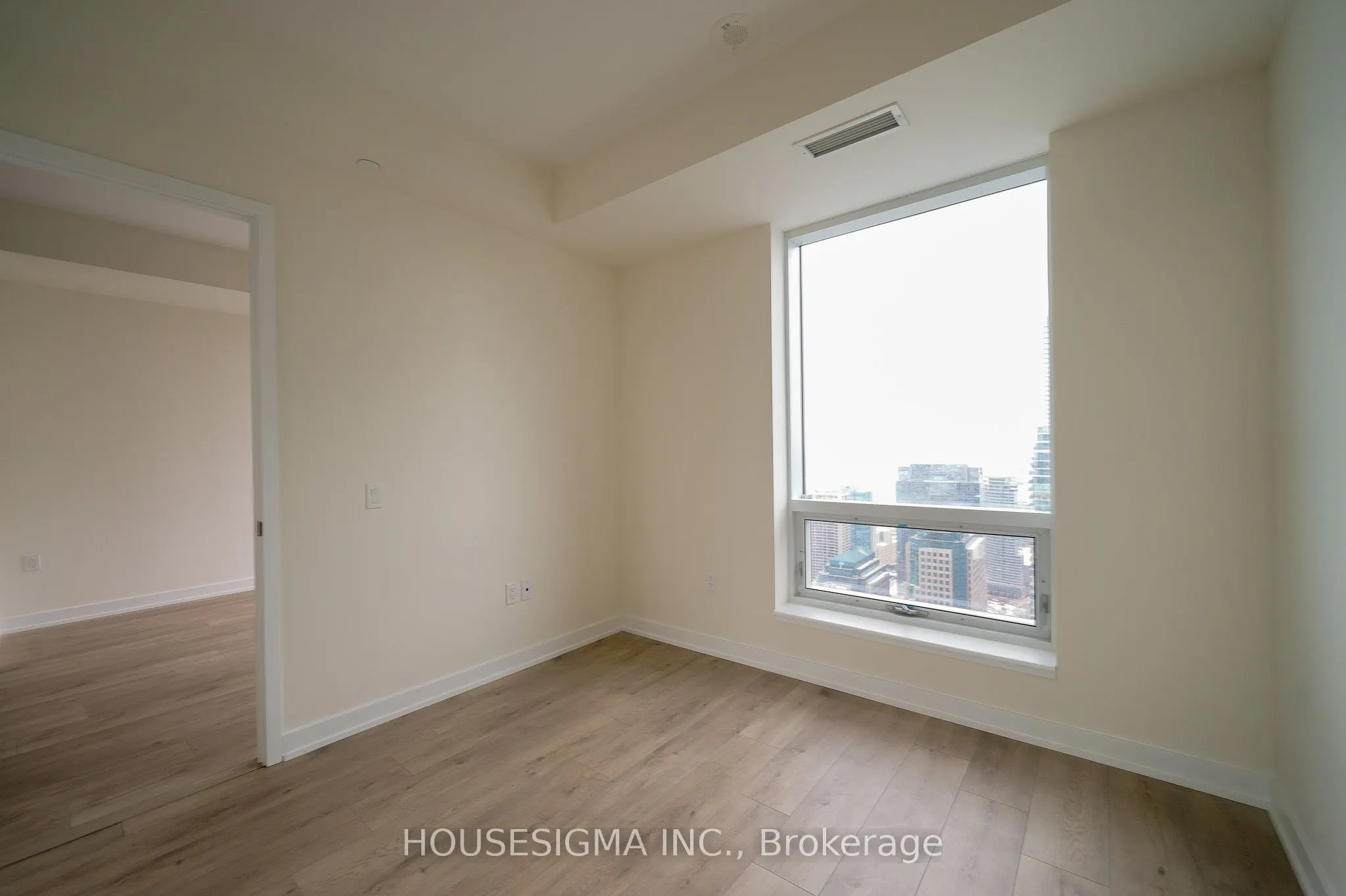 28 Freeland Street, #4803