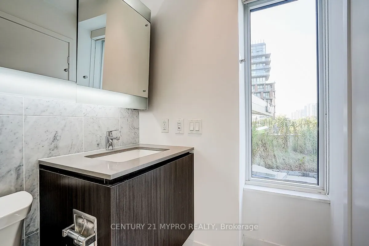 90 Queens Wharf Road, #210