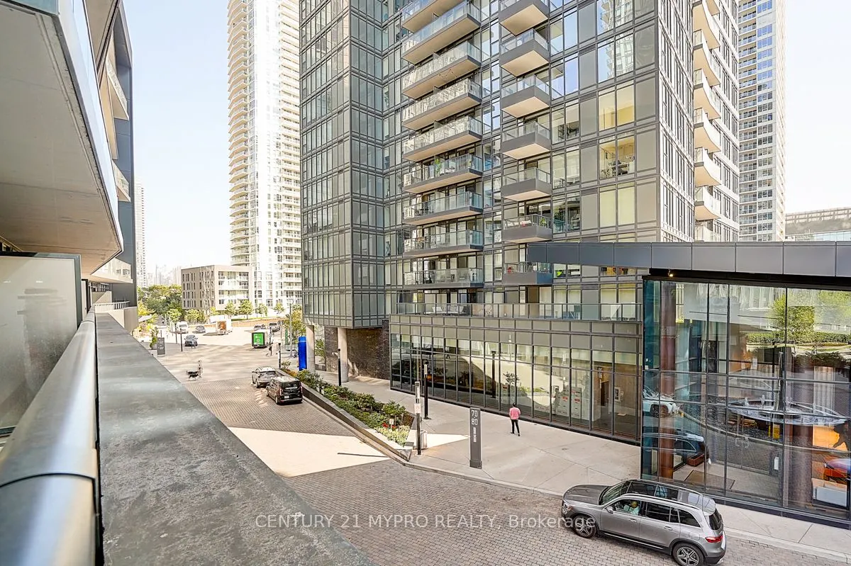 90 Queens Wharf Road, #210