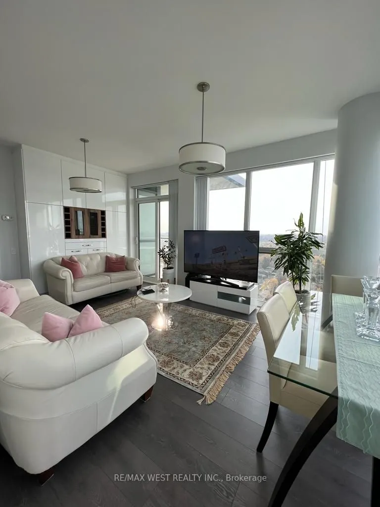 5162 Yonge Street