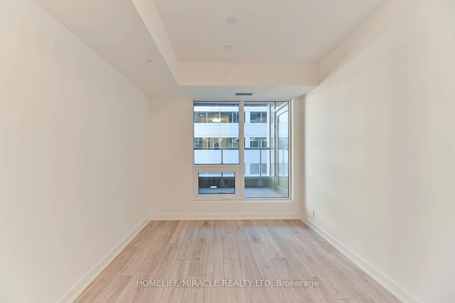 108 Peter Street, #505