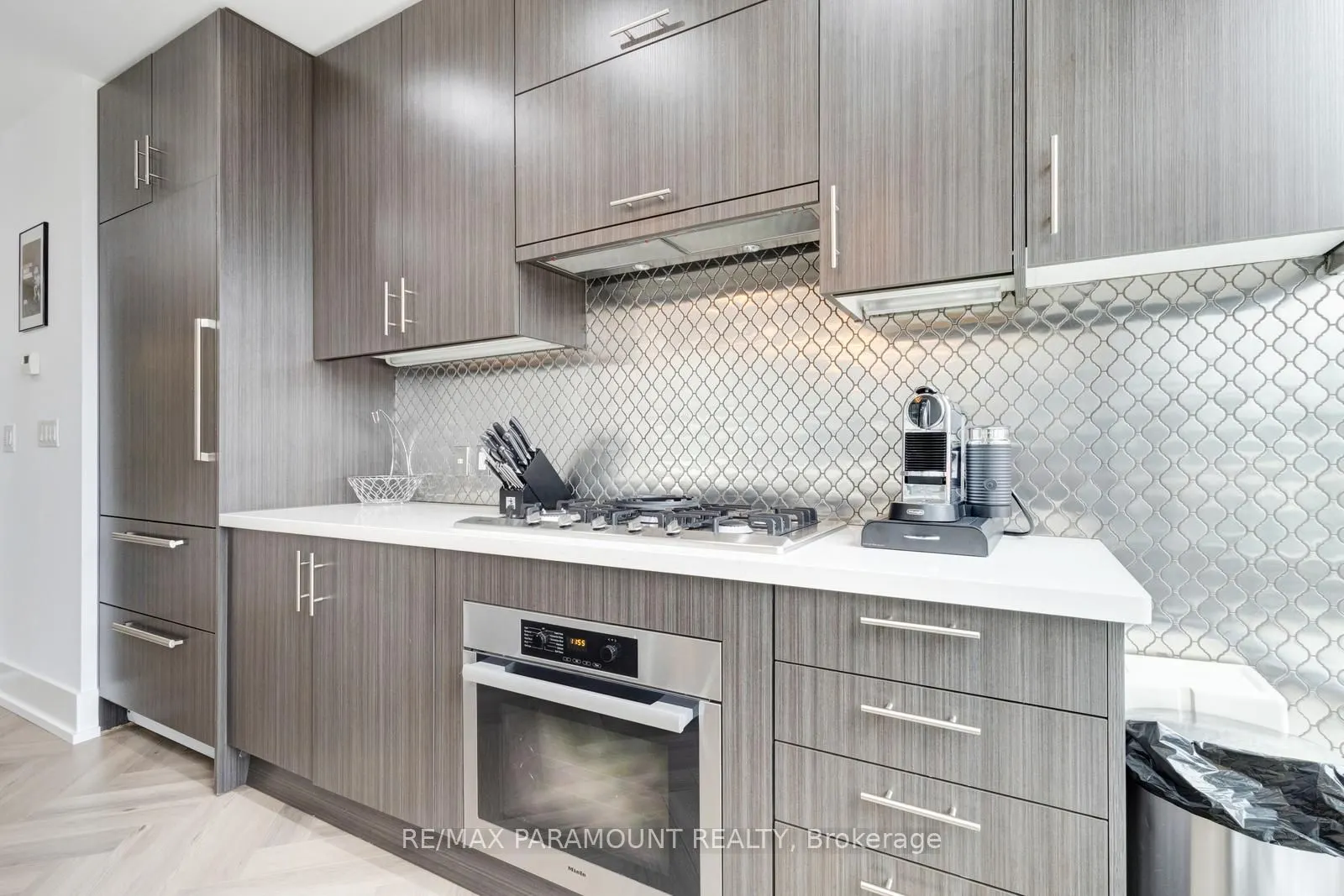 39 Queens Quay E, #1101