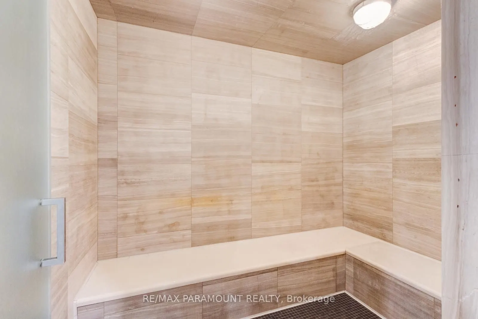 39 Queens Quay E, #1101