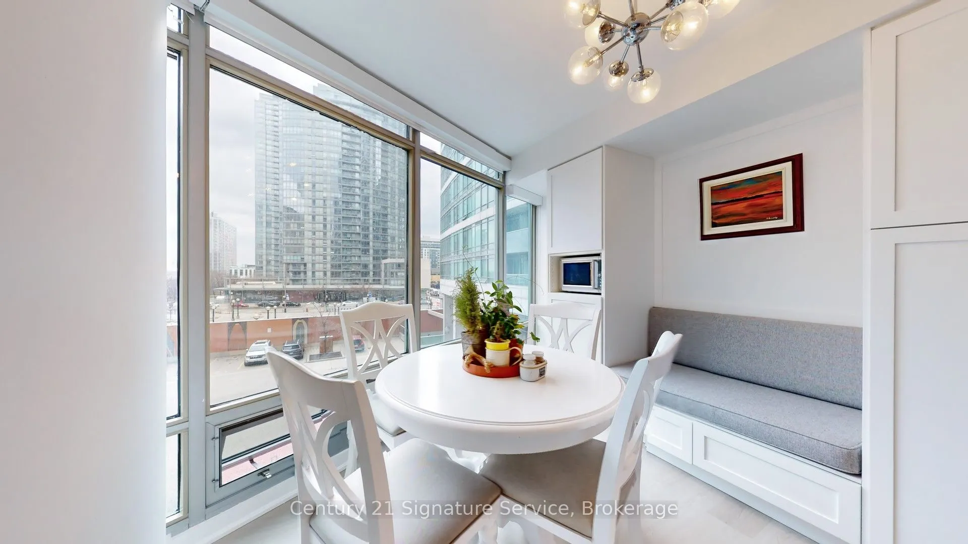 81 Navy Wharf Court, #315