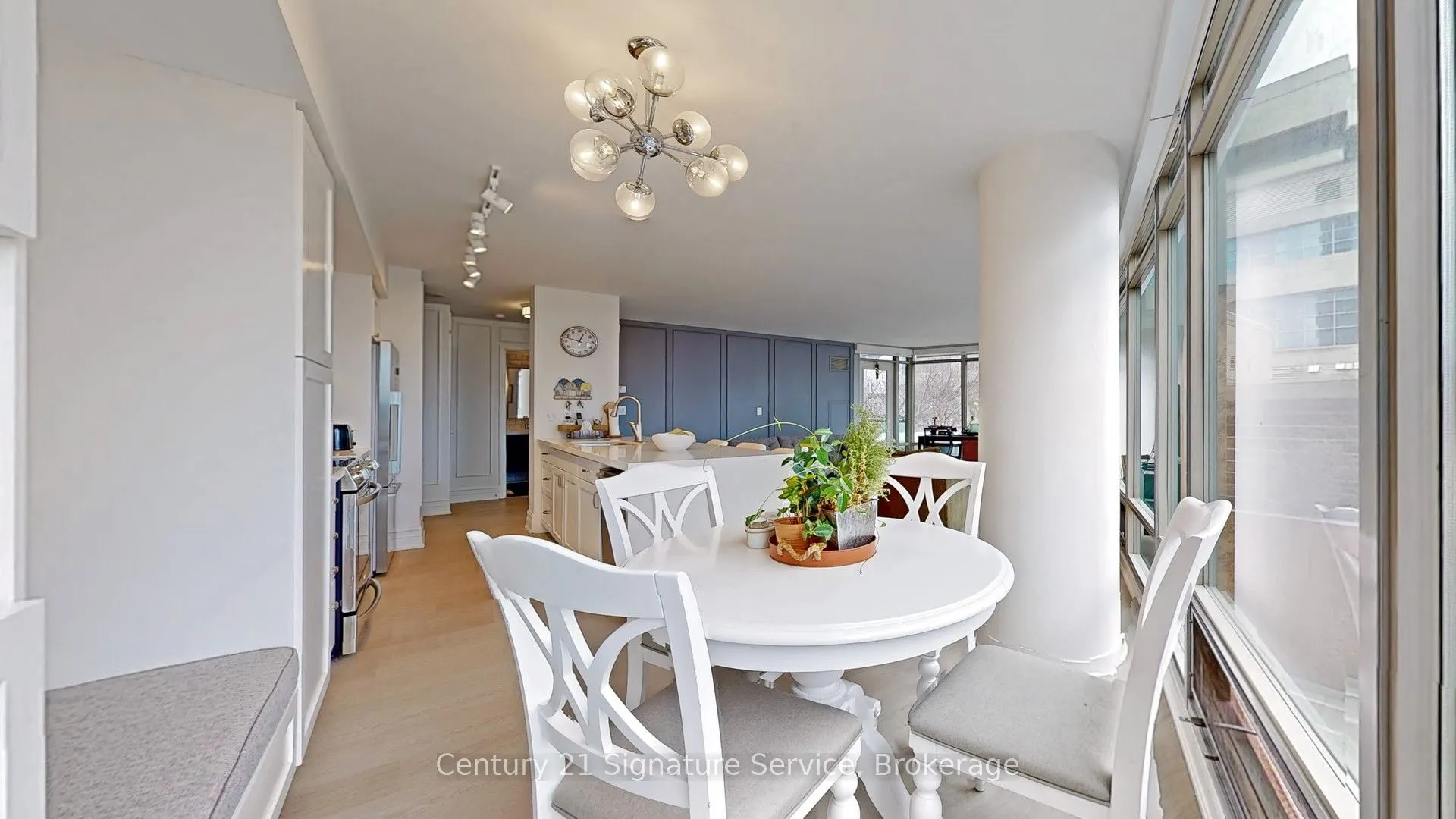 81 Navy Wharf Court, #315