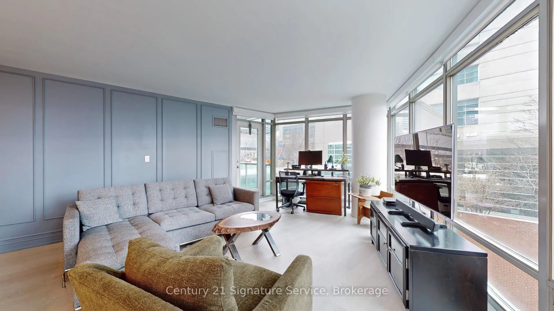 81 Navy Wharf Court, #315