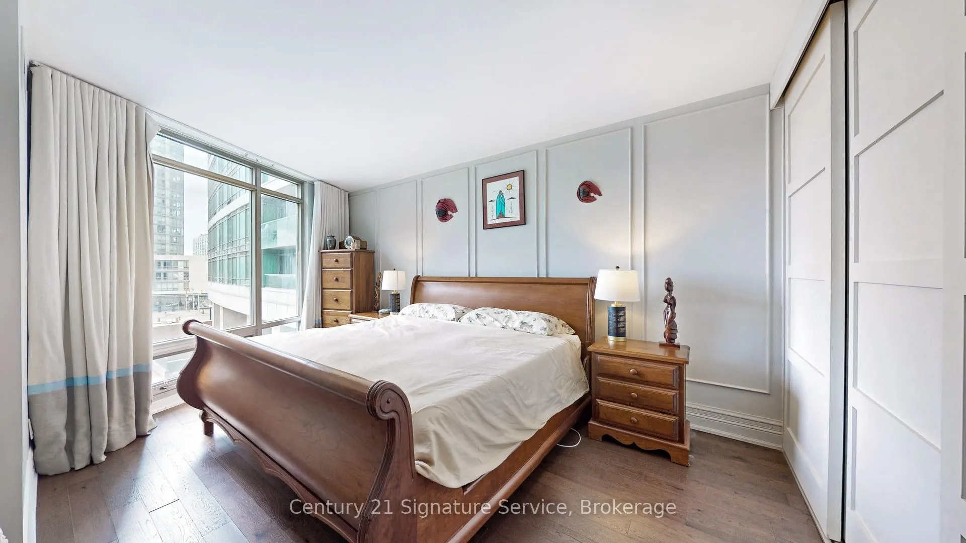 81 Navy Wharf Court, #315