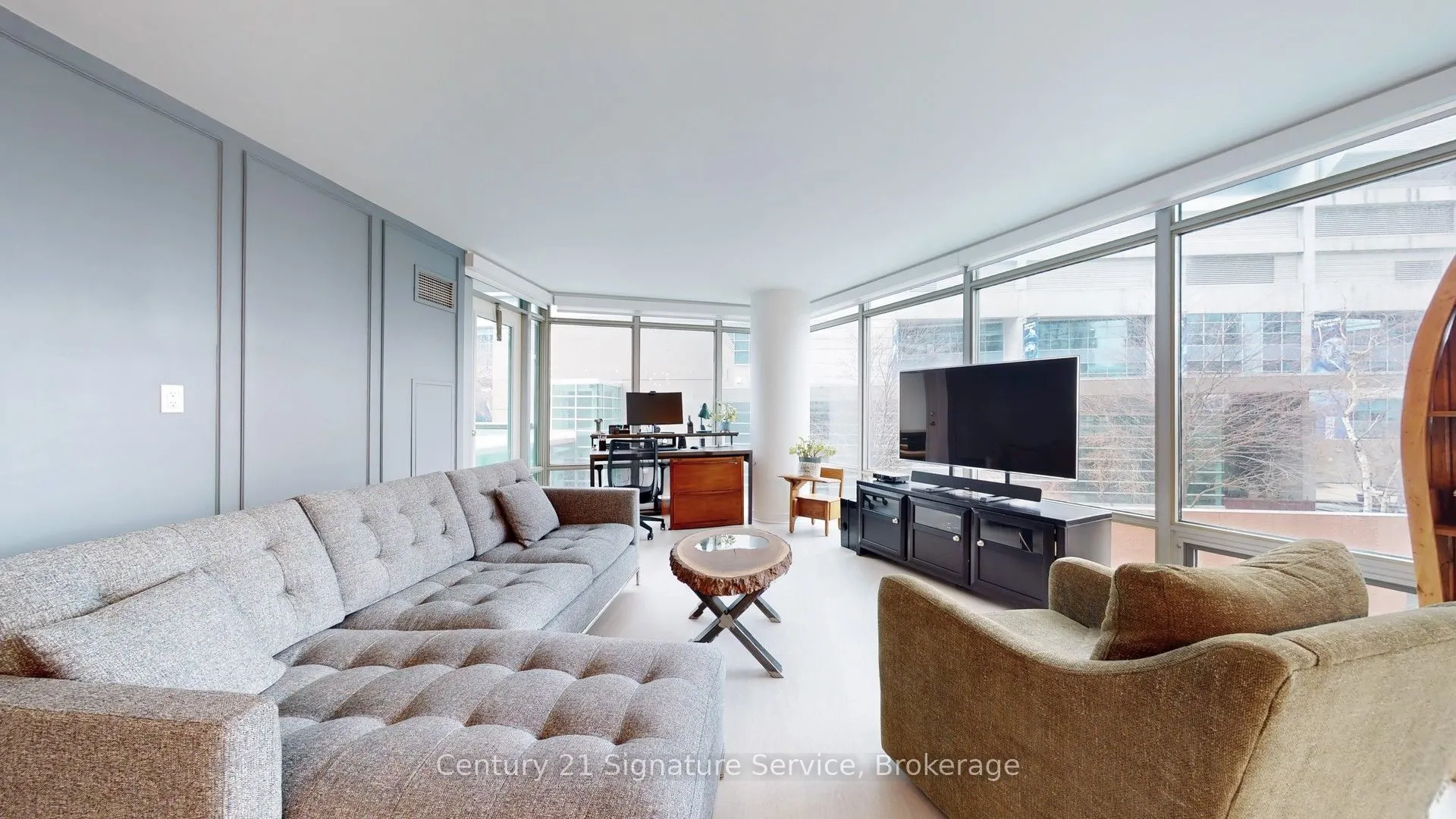81 Navy Wharf Court, #315