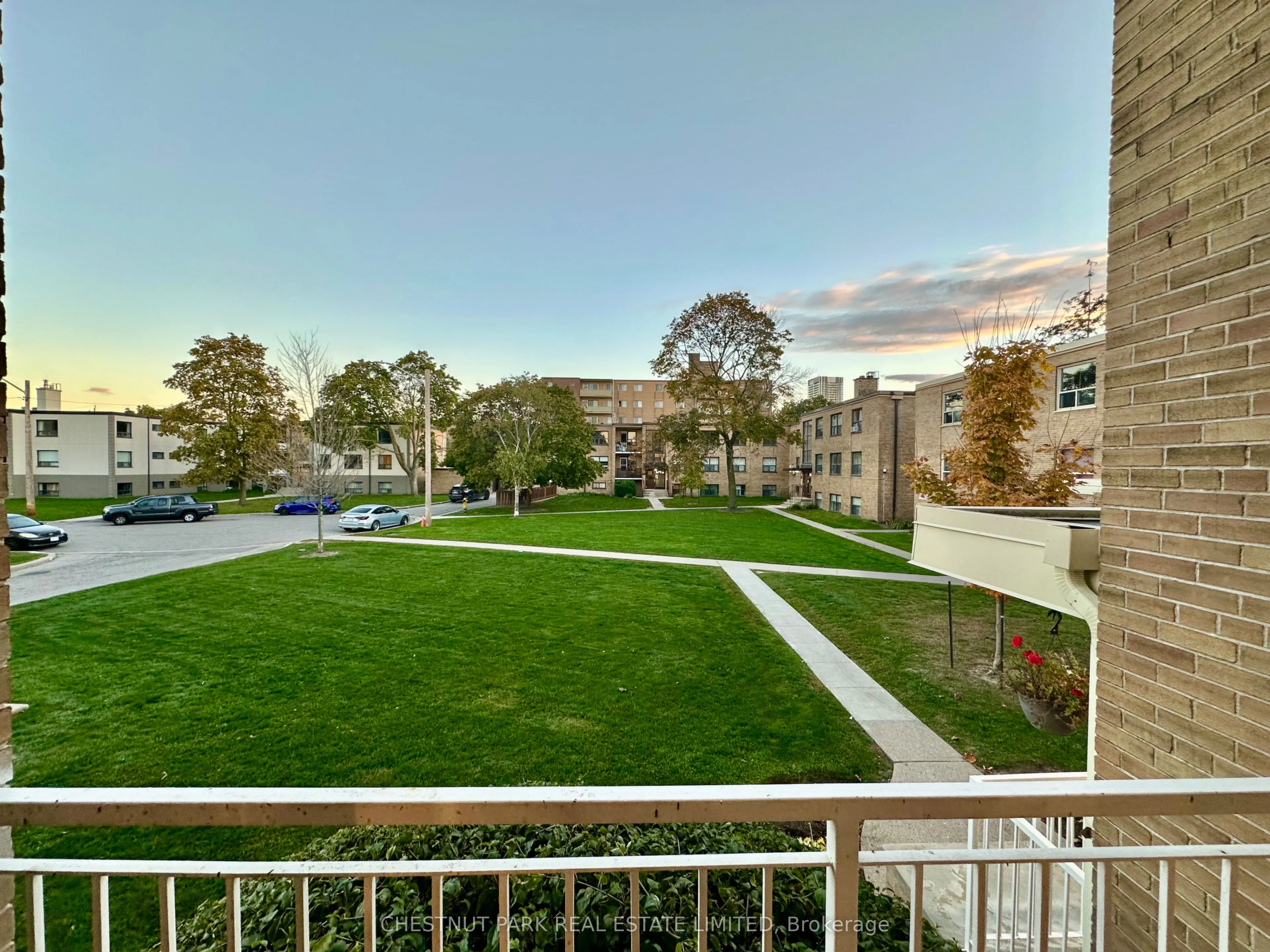 8 Wingreen Court, #4