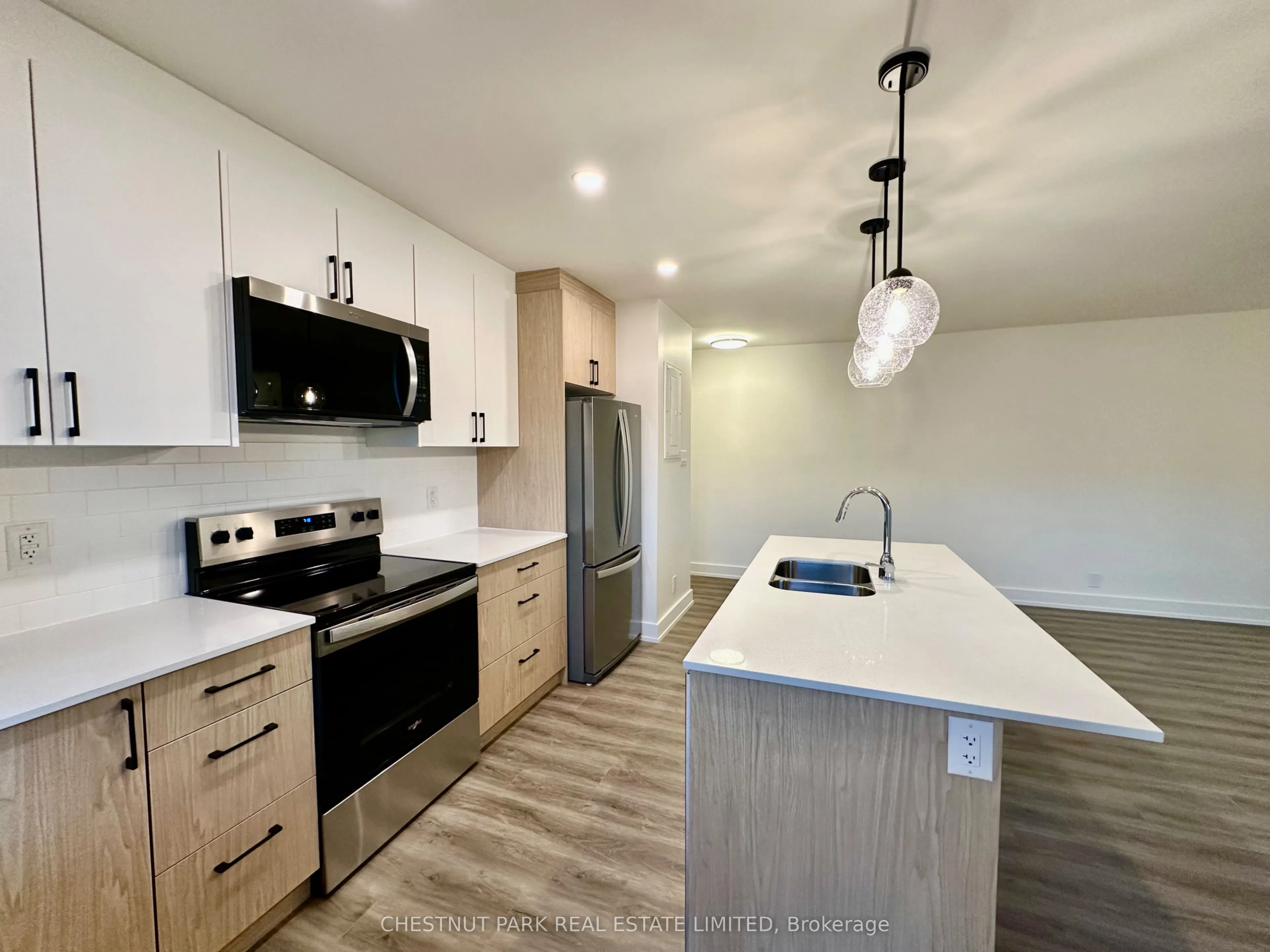 8 Wingreen Court, #4