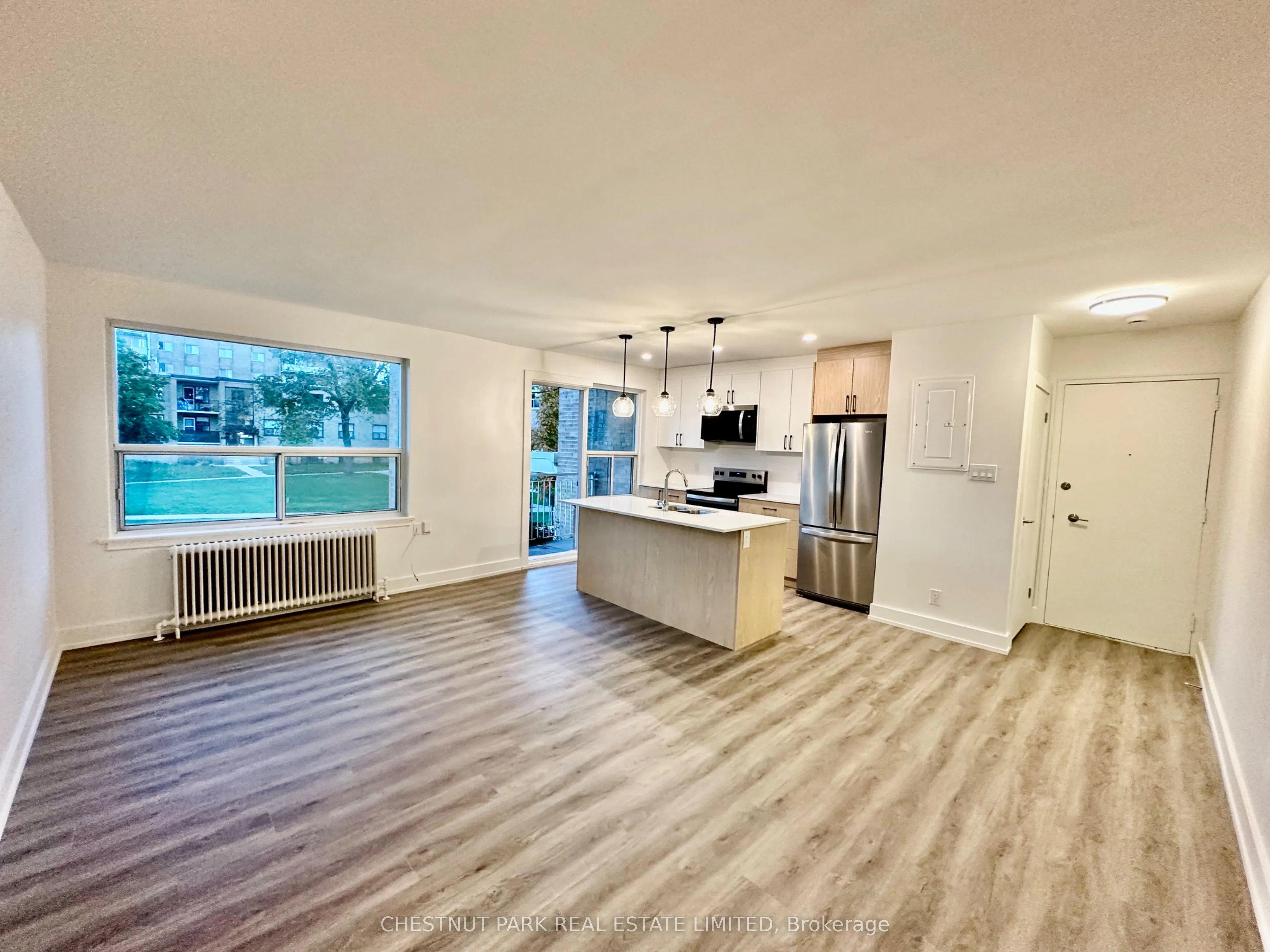 8 Wingreen Court, #4