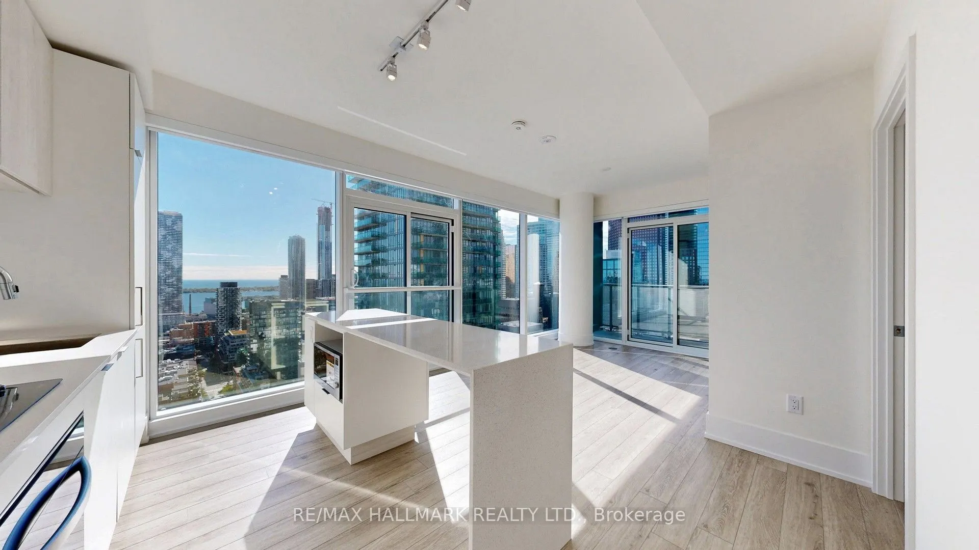 89 Church Street, #3708