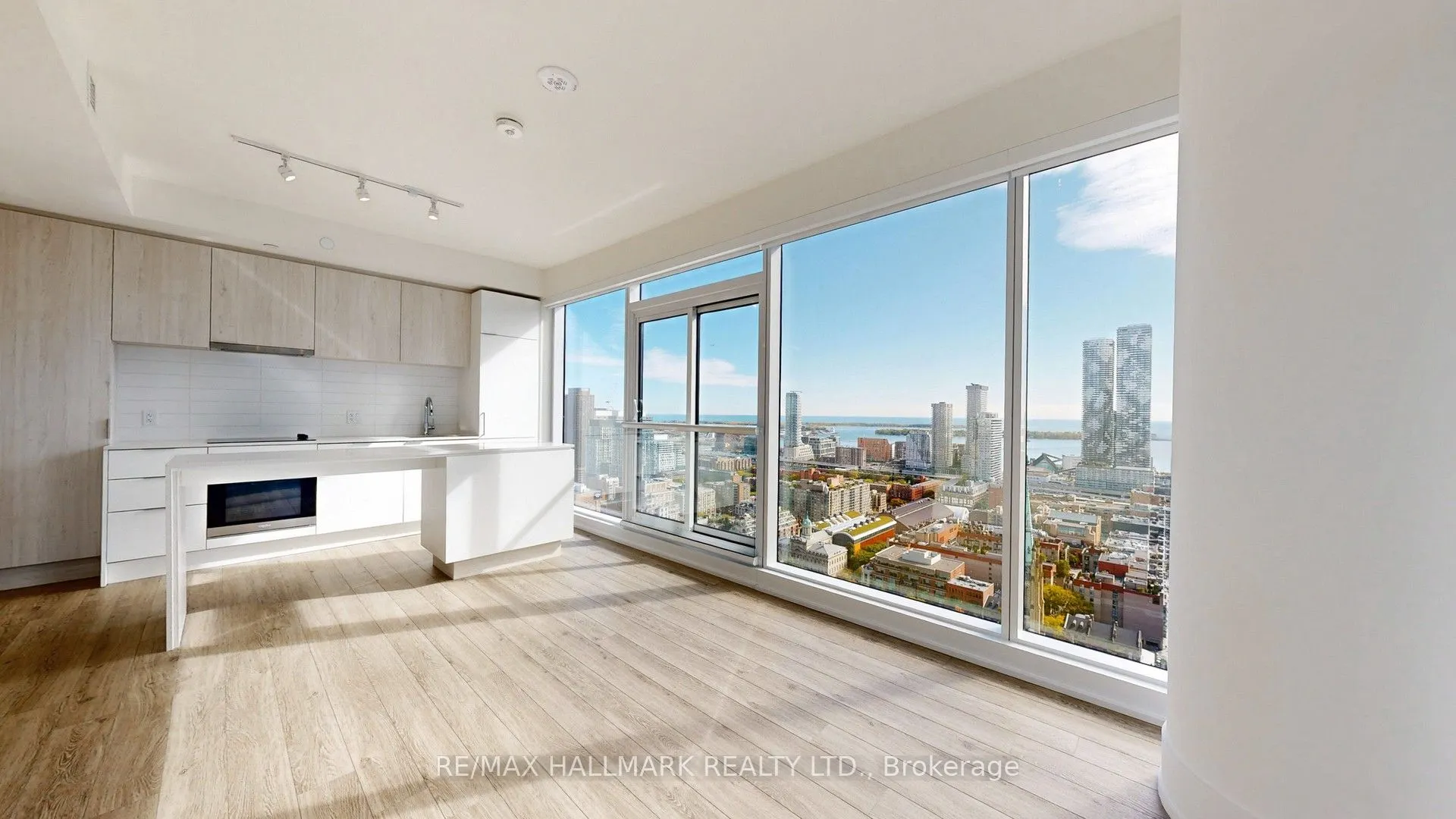 89 Church Street, #3708