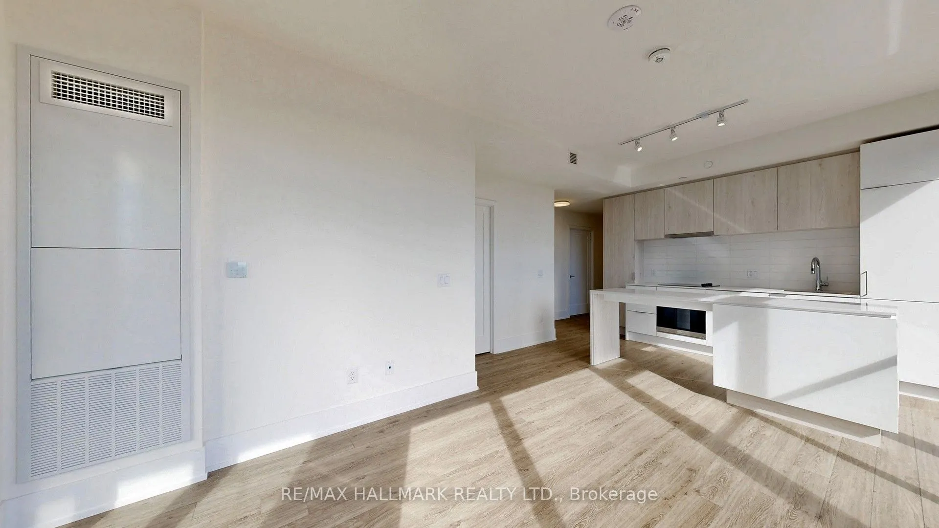 89 Church Street, #3708