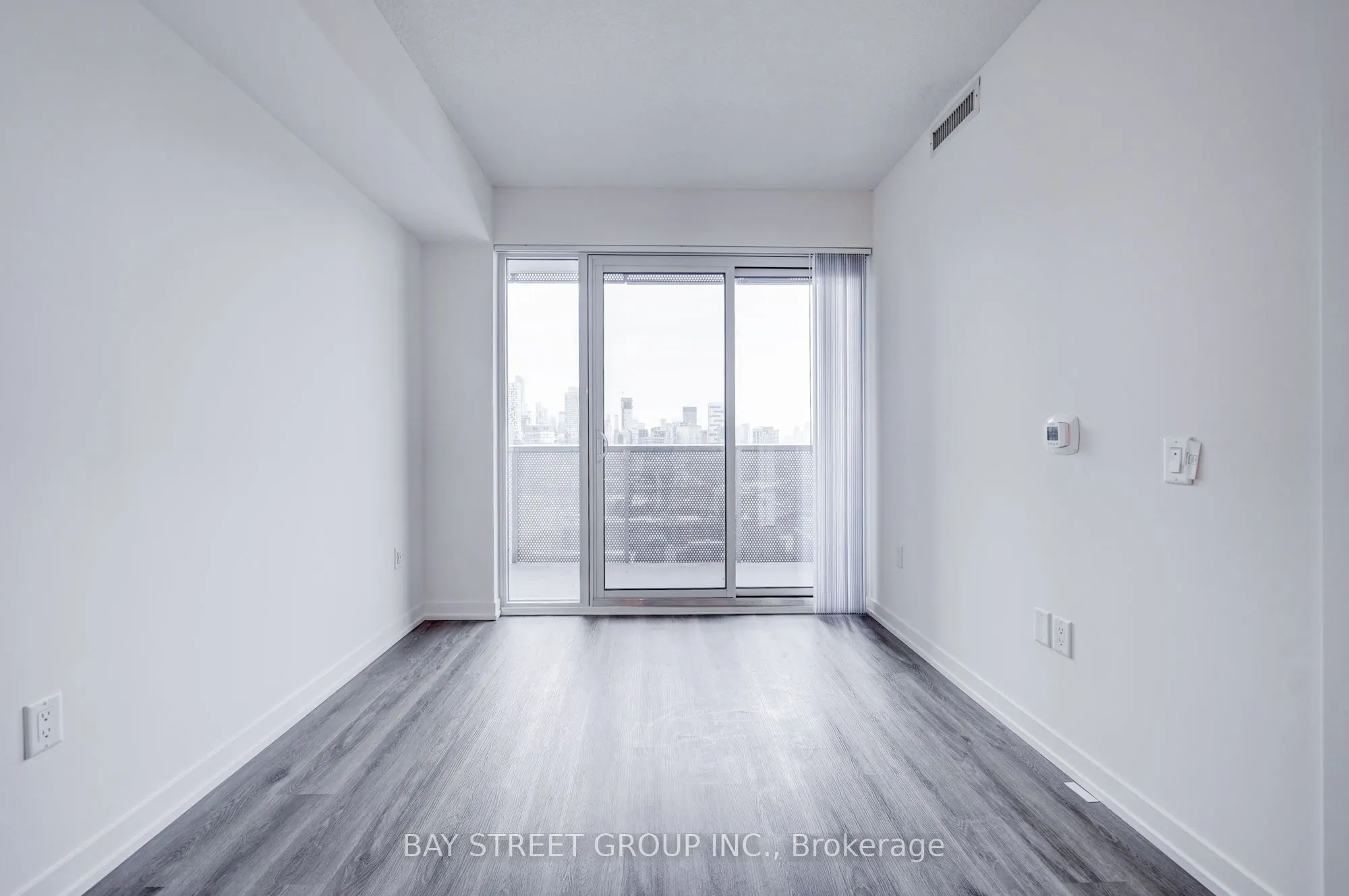 138 Downes Street, #2501