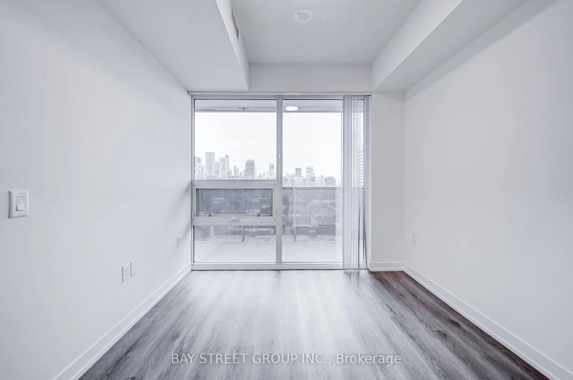 138 Downes Street, #2501