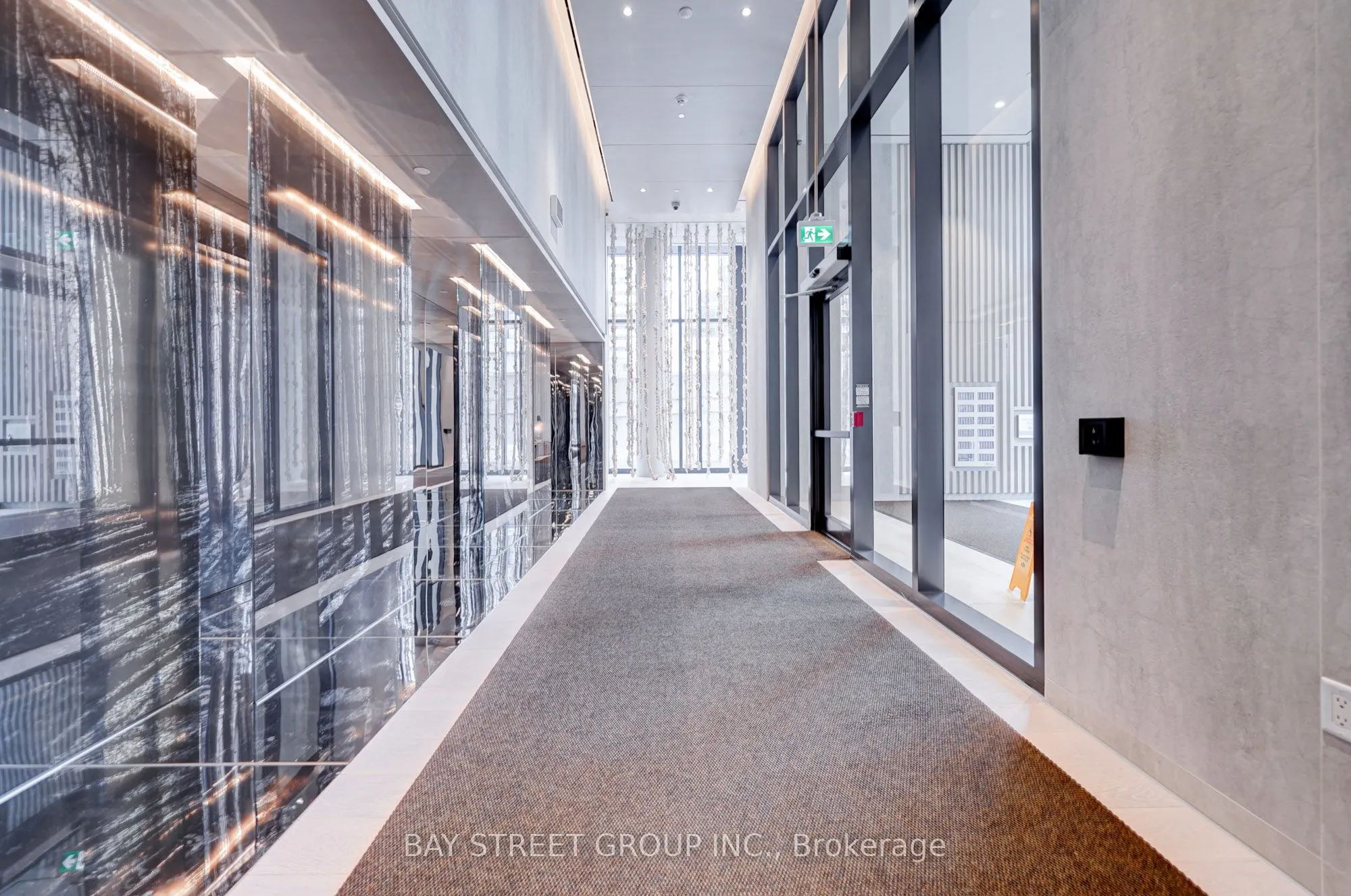 138 Downes Street, #2501
