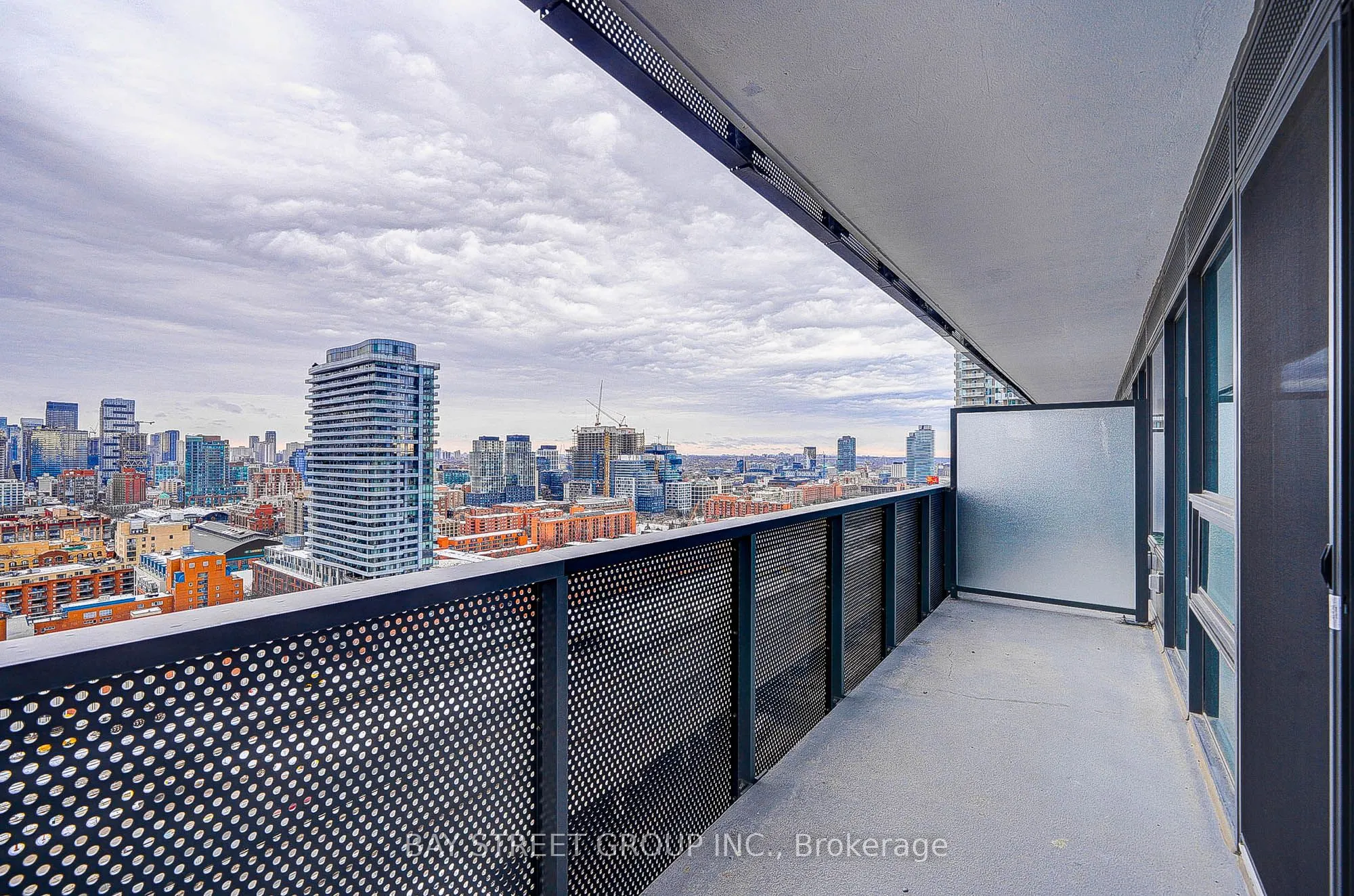 138 Downes Street, #2501