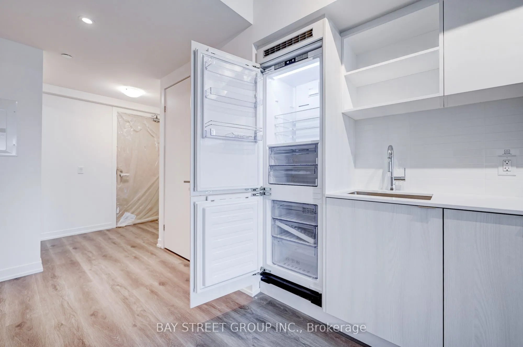 138 Downes Street, #2501