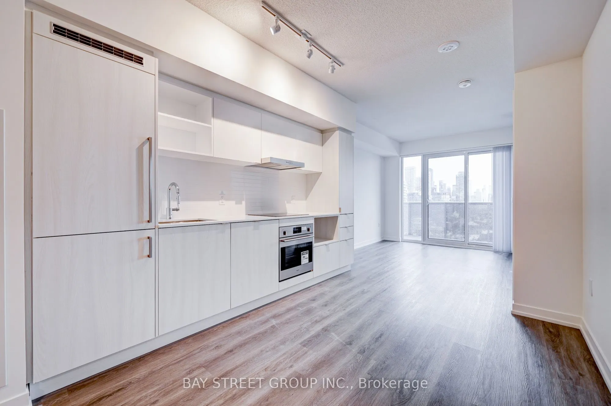 138 Downes Street, #2501