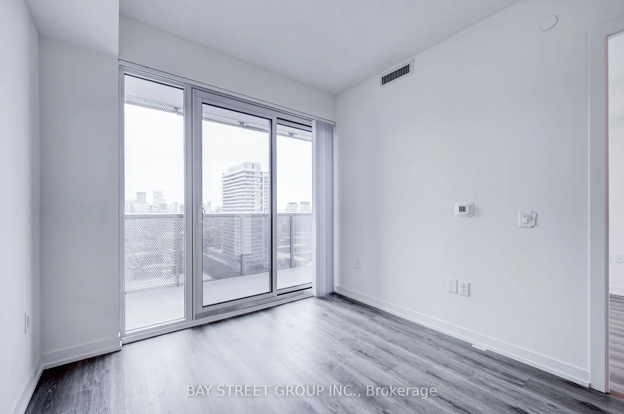 138 Downes Street, #2501