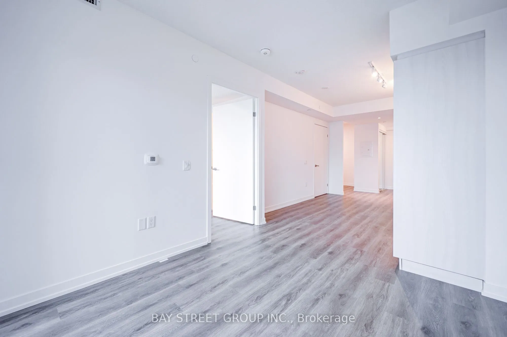 138 Downes Street, #2501