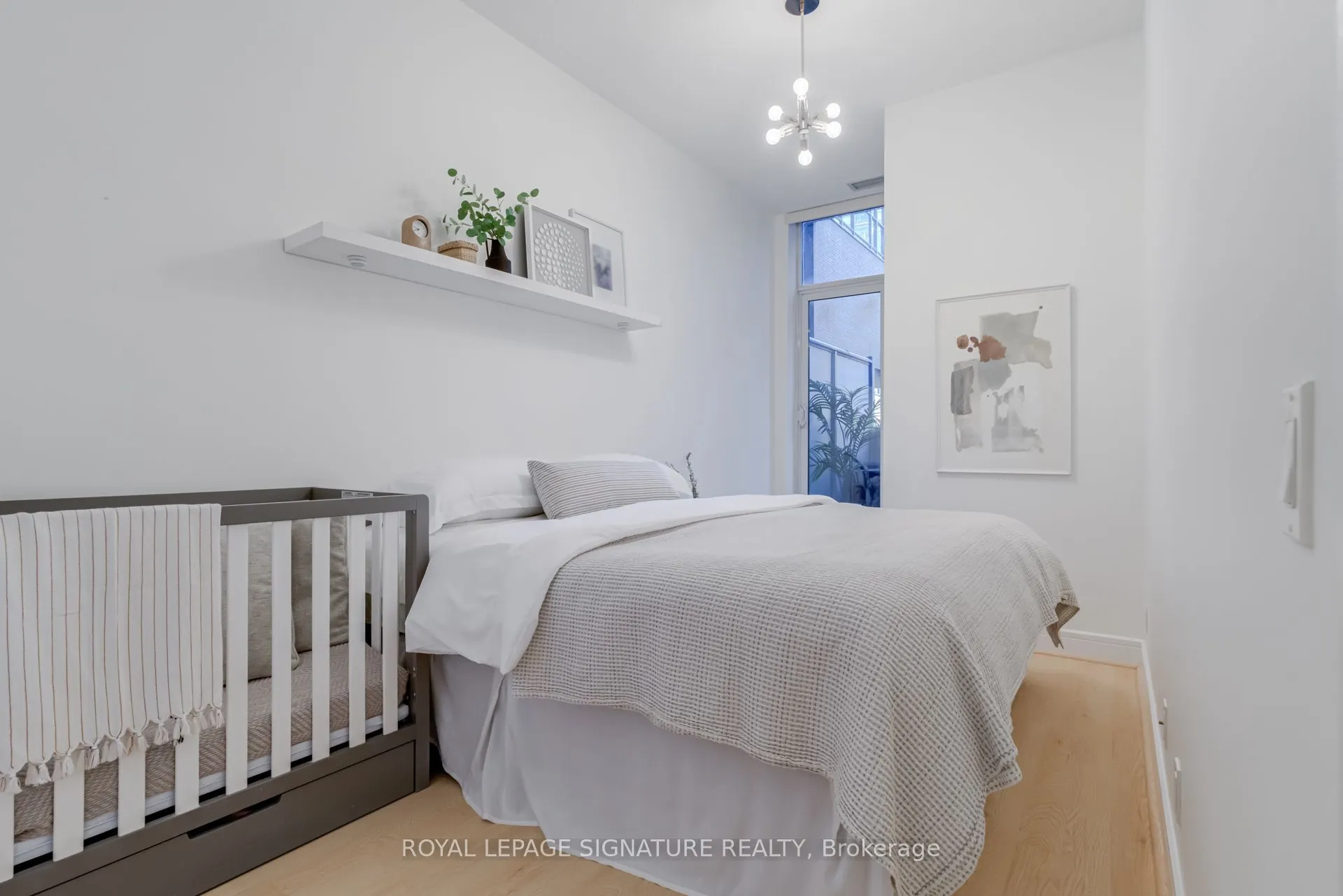 112 George Street, #S203
