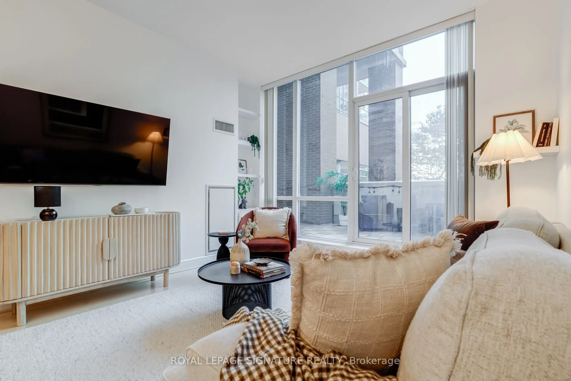 112 George Street, #S203