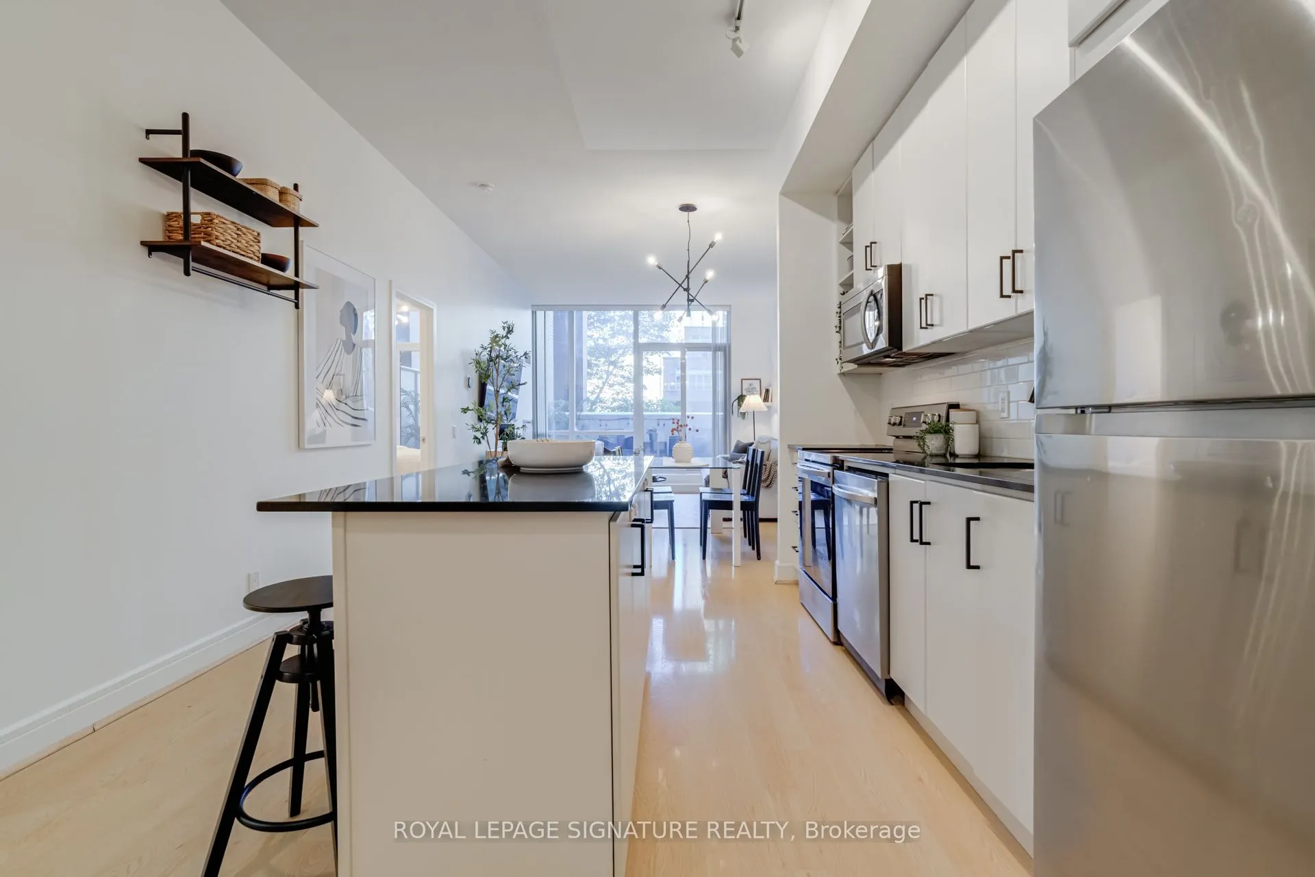 112 George Street, #S203