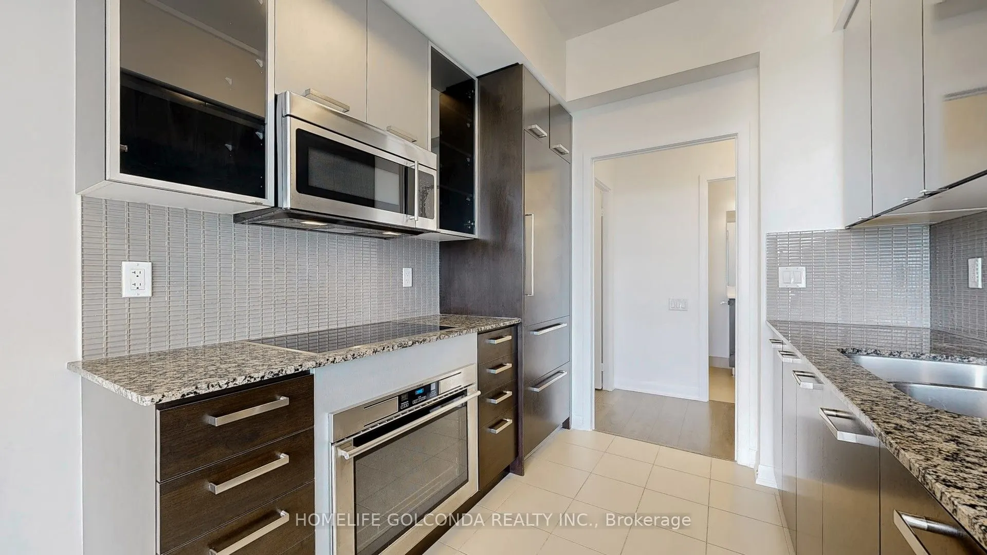 5168 Yonge Street, #LPH107