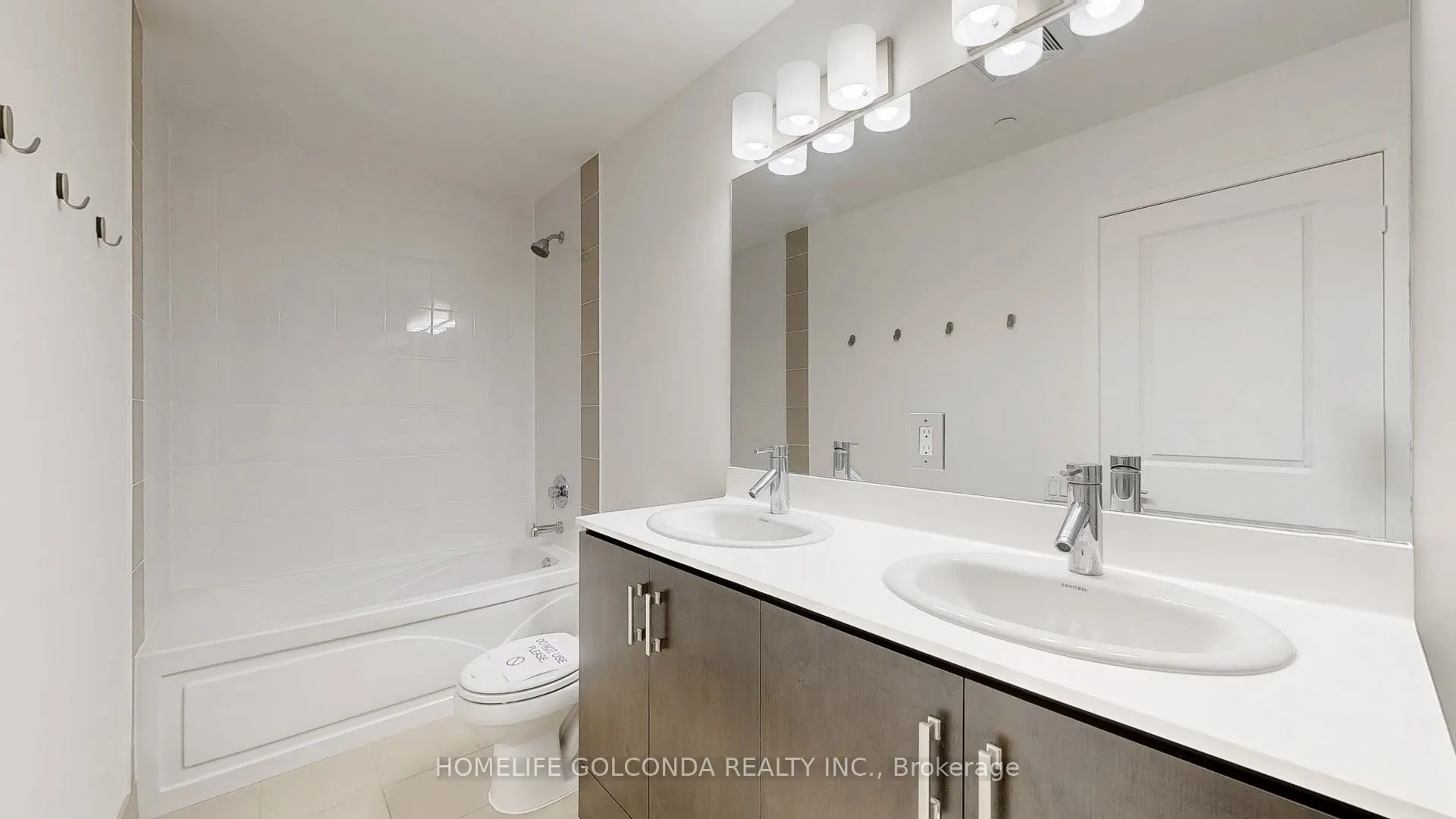 5168 Yonge Street, #LPH107