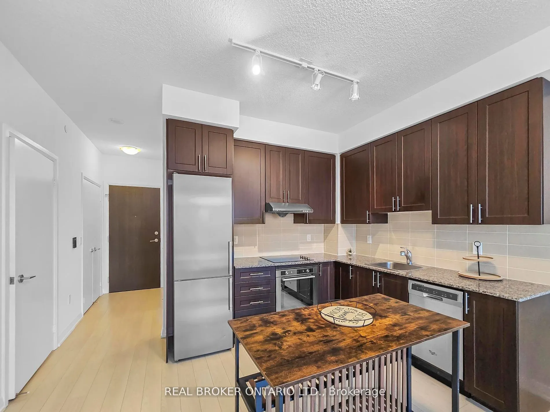 55 Ann O'reilly Road, #2210