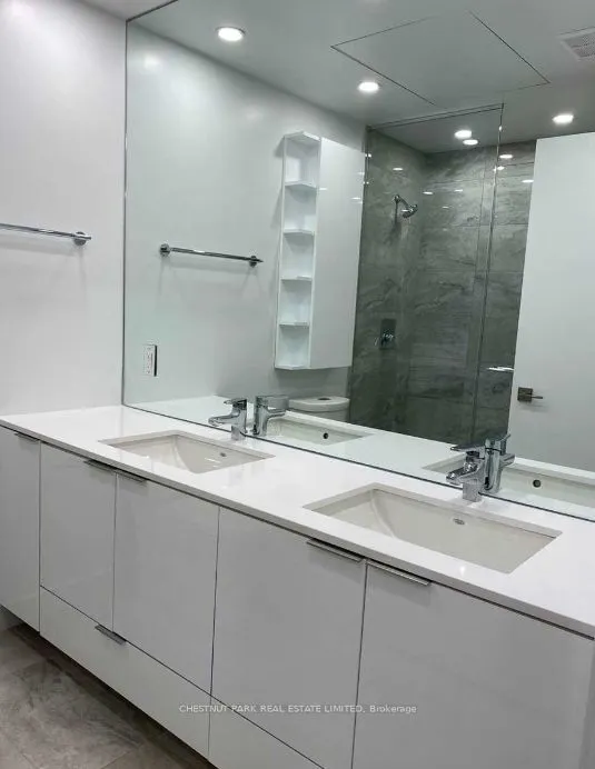609 Avenue Road, #408