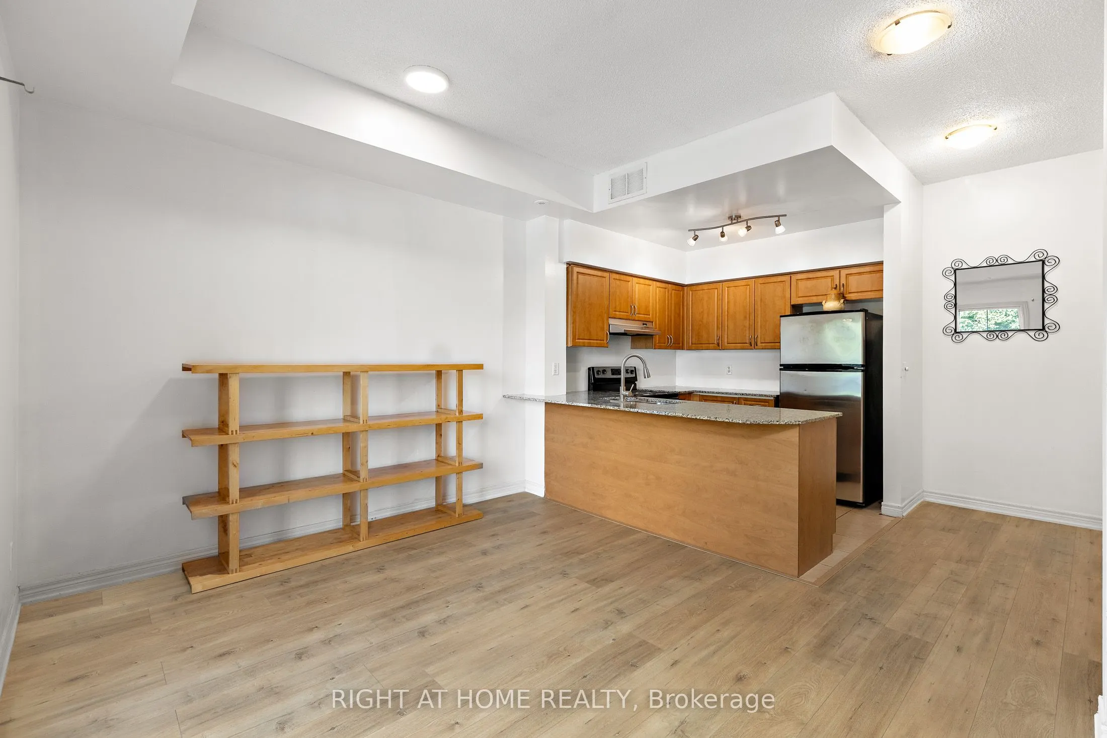 205 Wellesley Street E, #205