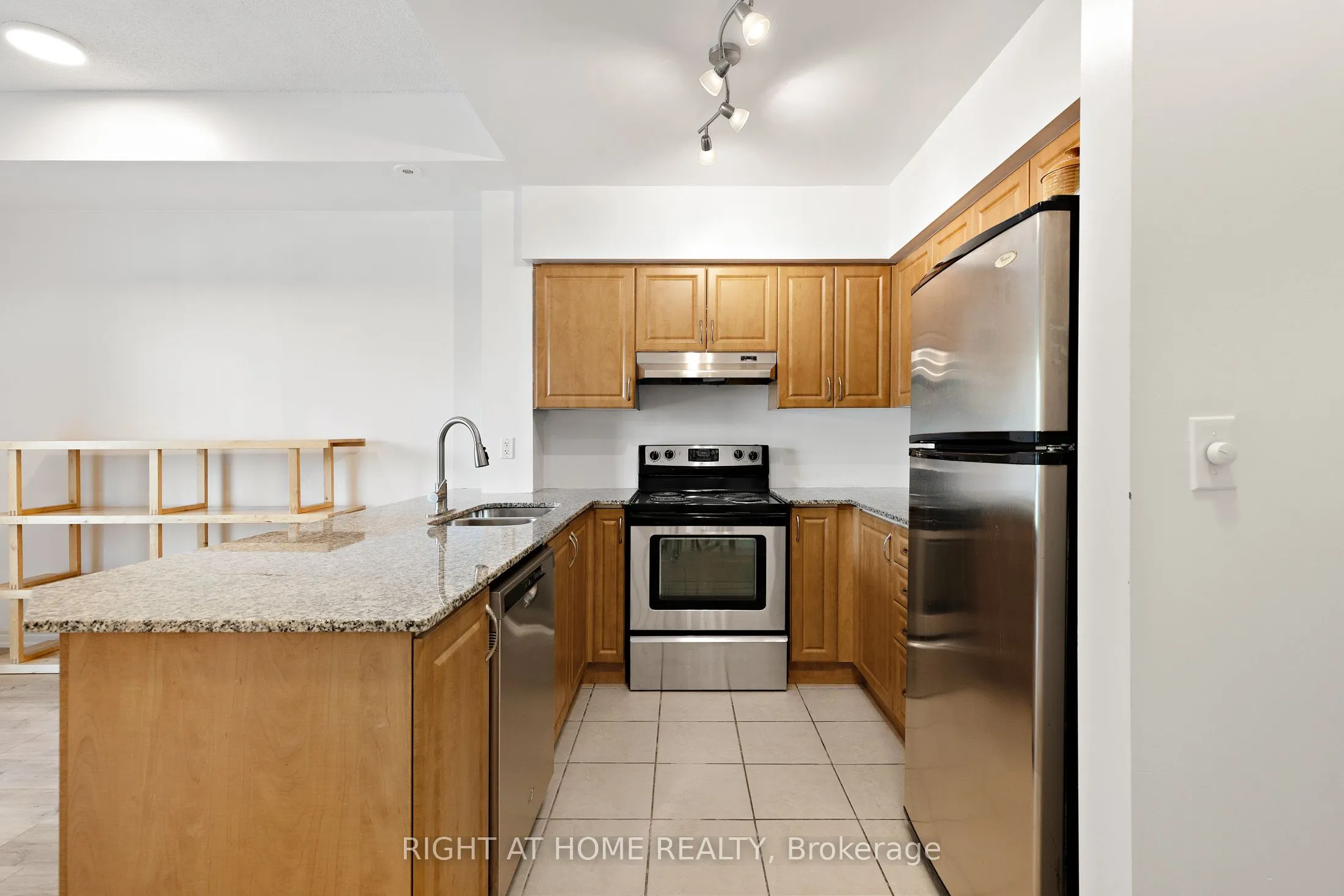 205 Wellesley Street E, #205