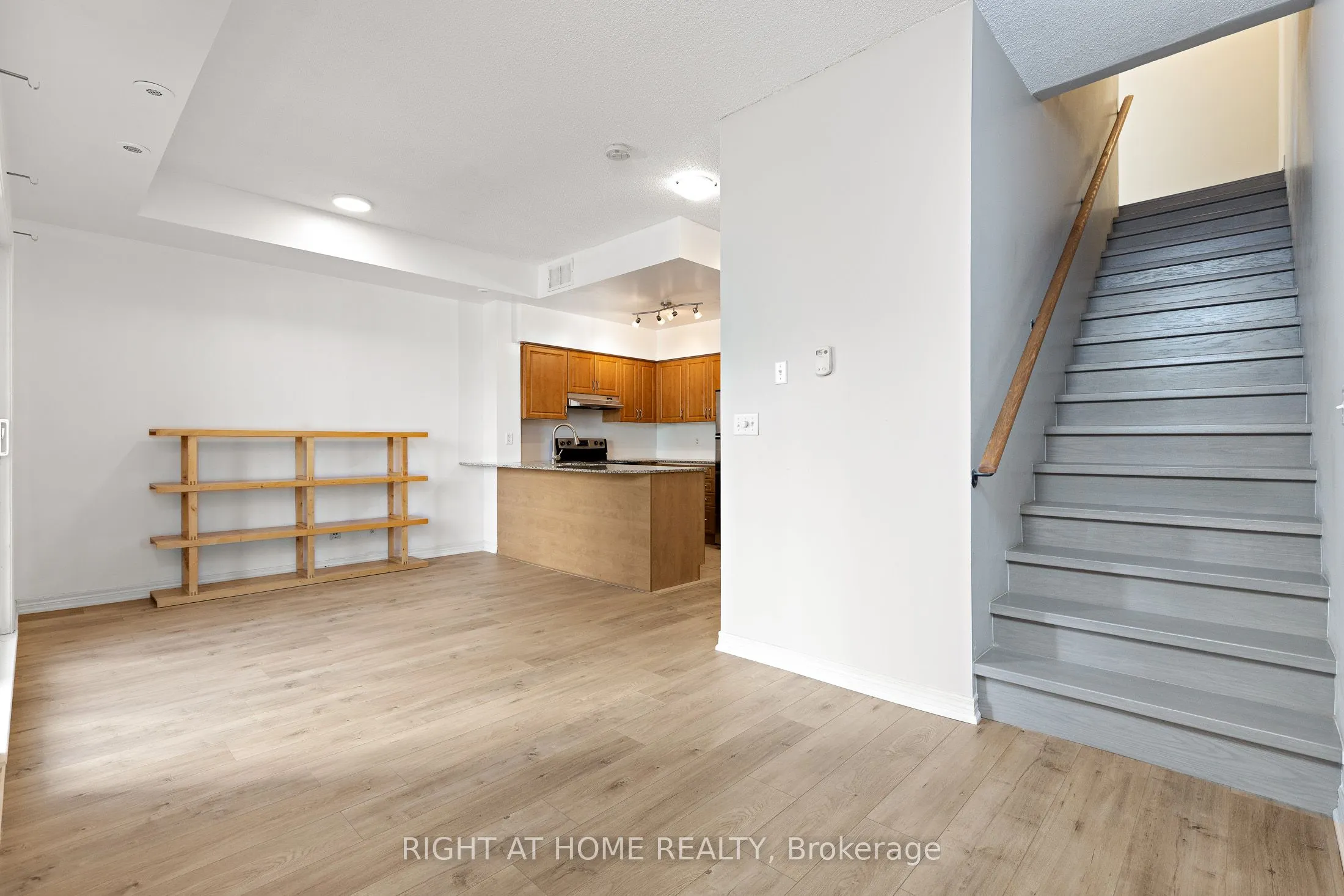 205 Wellesley Street E, #205