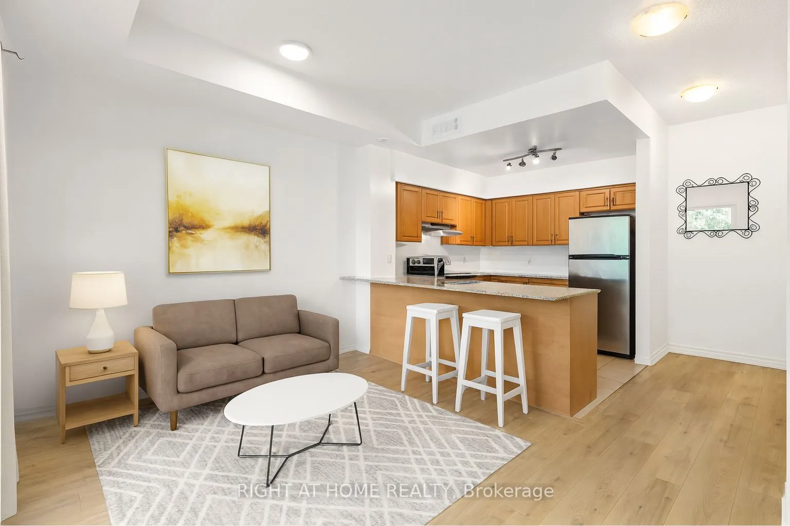 205 Wellesley Street E, #205