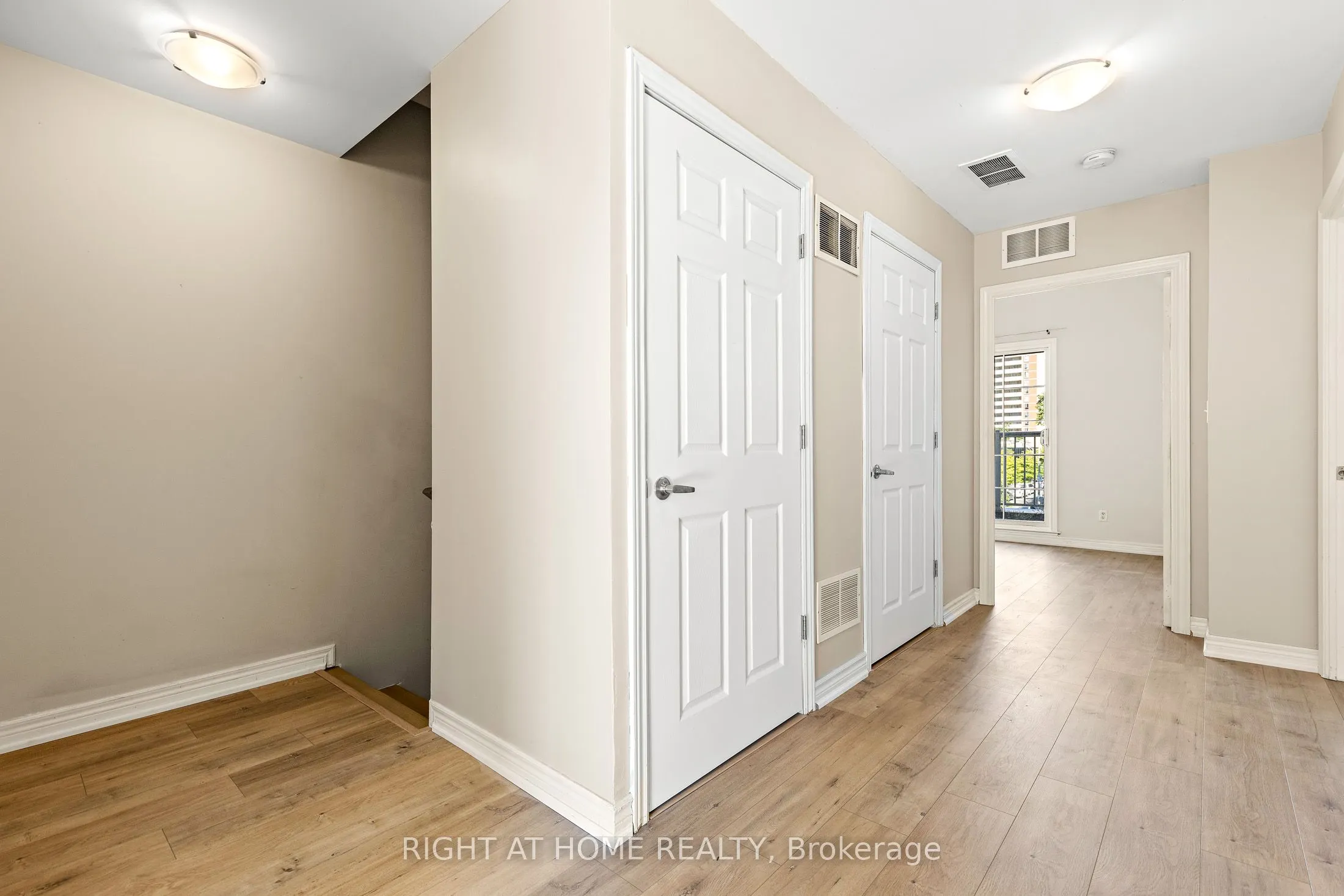 205 Wellesley Street E, #205