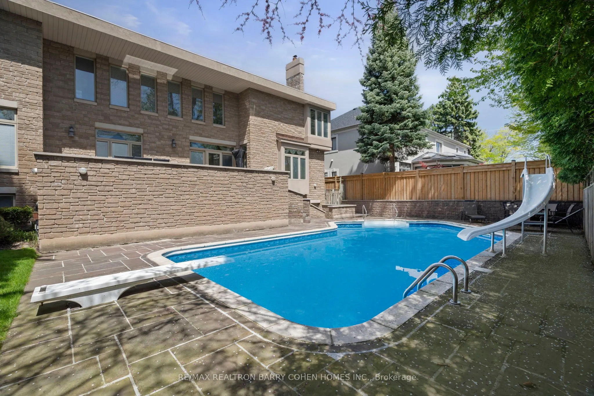 19 Vernham Avenue