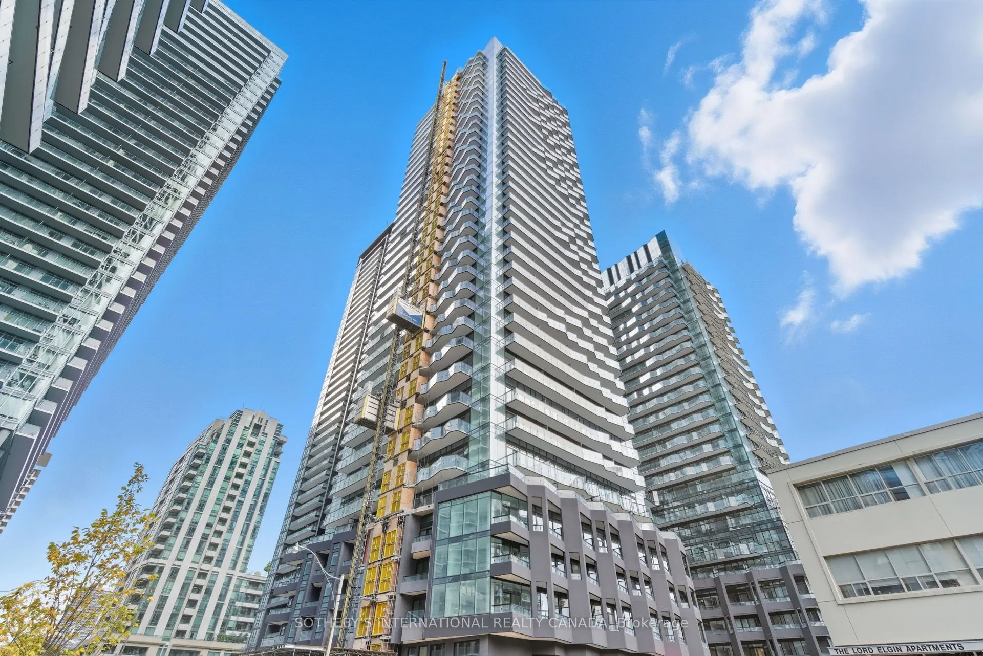 110 Broadway Avenue, #418S