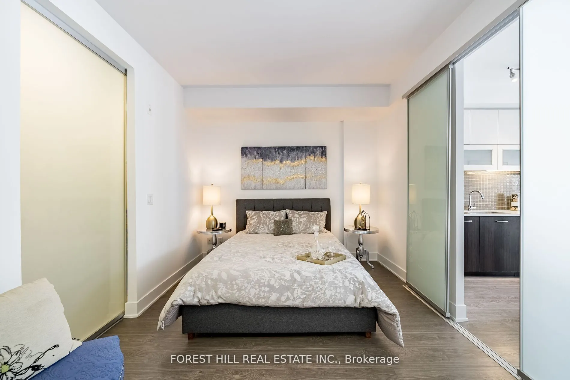508 Wellington Street, #802