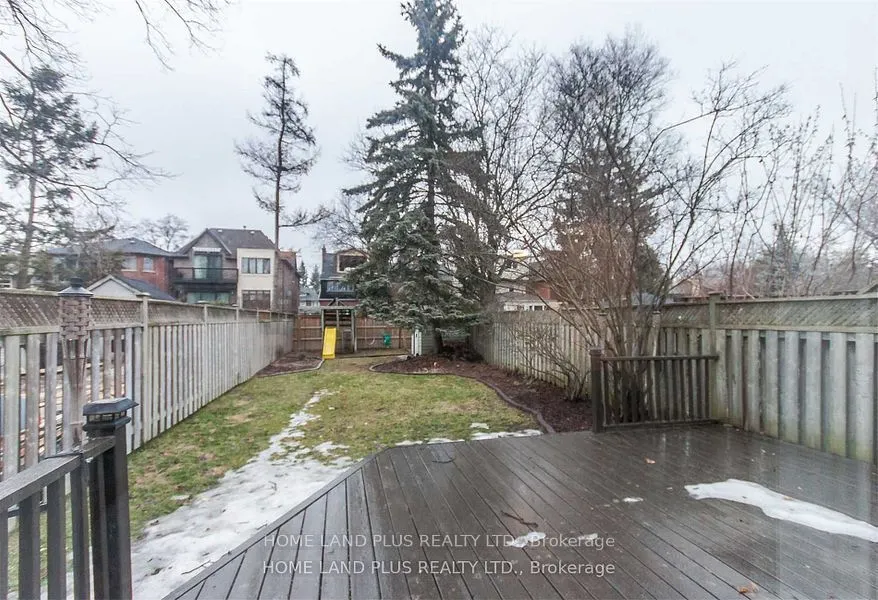 274 Sheldrake Boulevard